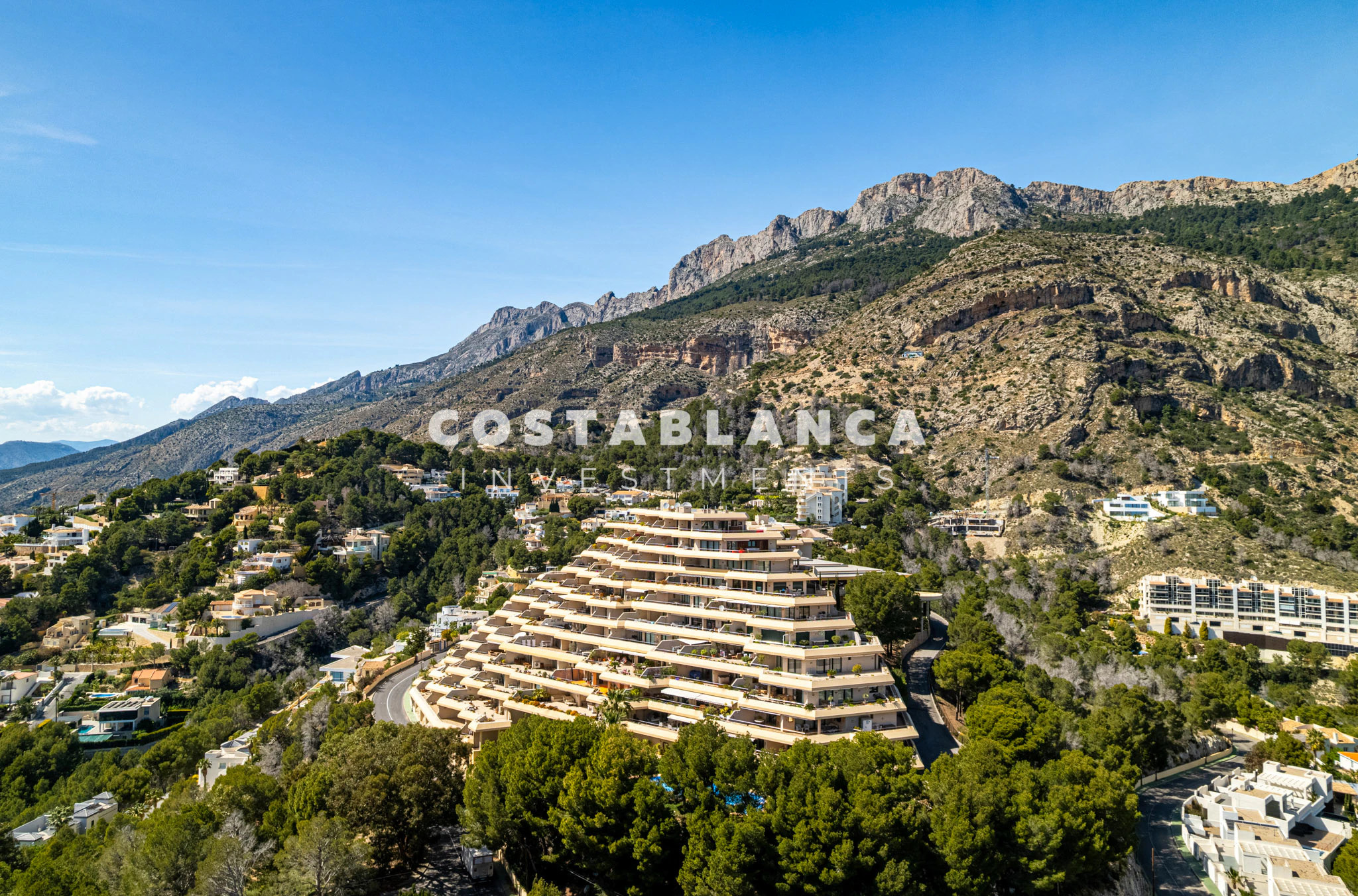 Luxury Apartment in Sierra de Altea with Stunning Sea Views