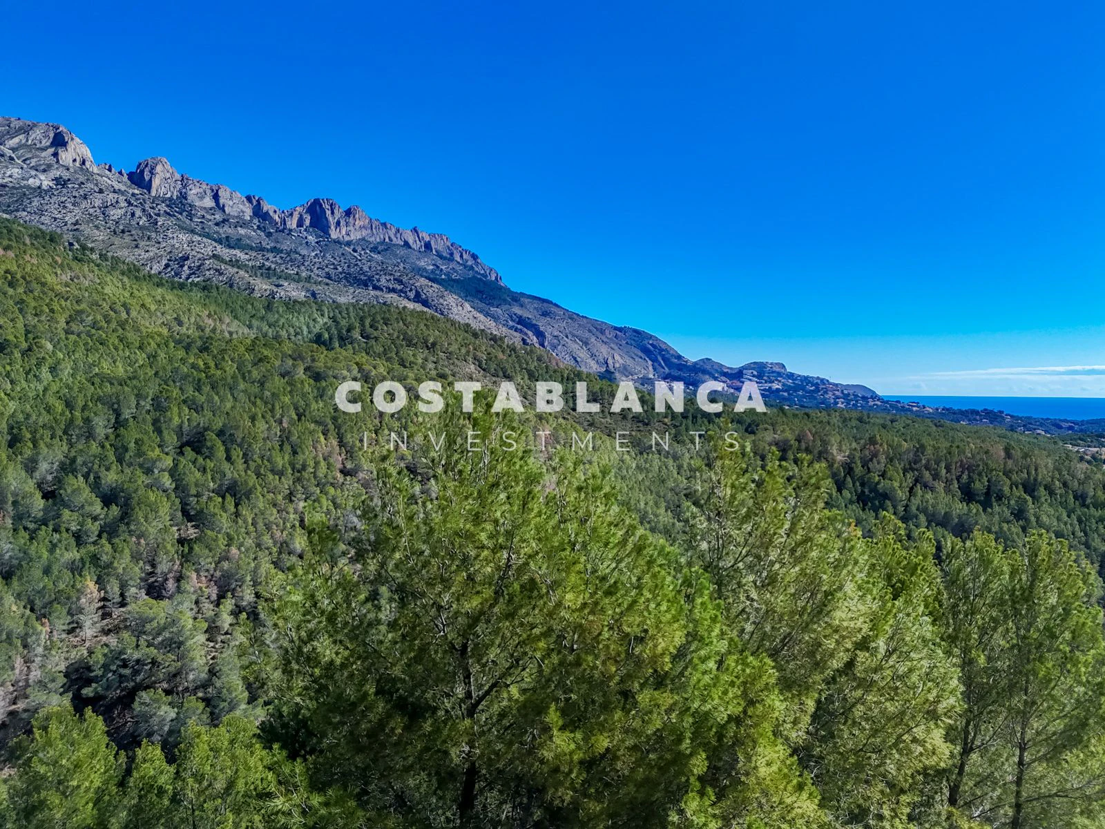 Large Building Plot with Sea & Mountain Views in Sierra de Altea