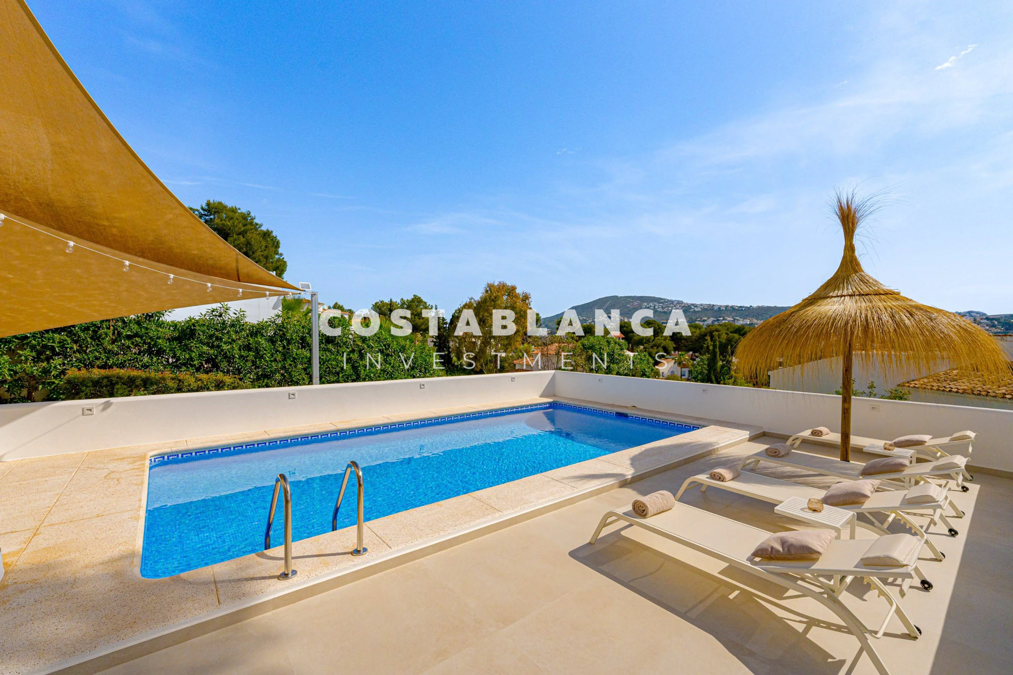 Fully Renovated Ibizan Villa with Sea and Mountain Views in Moraira