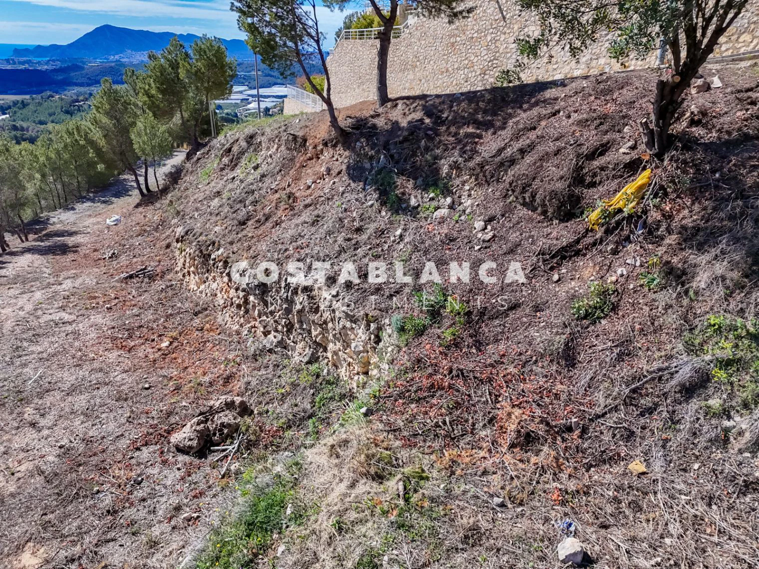 Building Plot with Sea and Mountain Views in Sierra de Altea