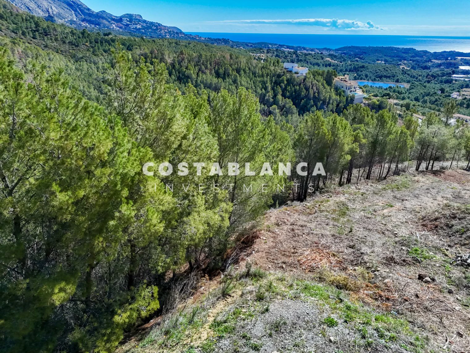 Large Building Plot with Sea & Mountain Views in Sierra de Altea