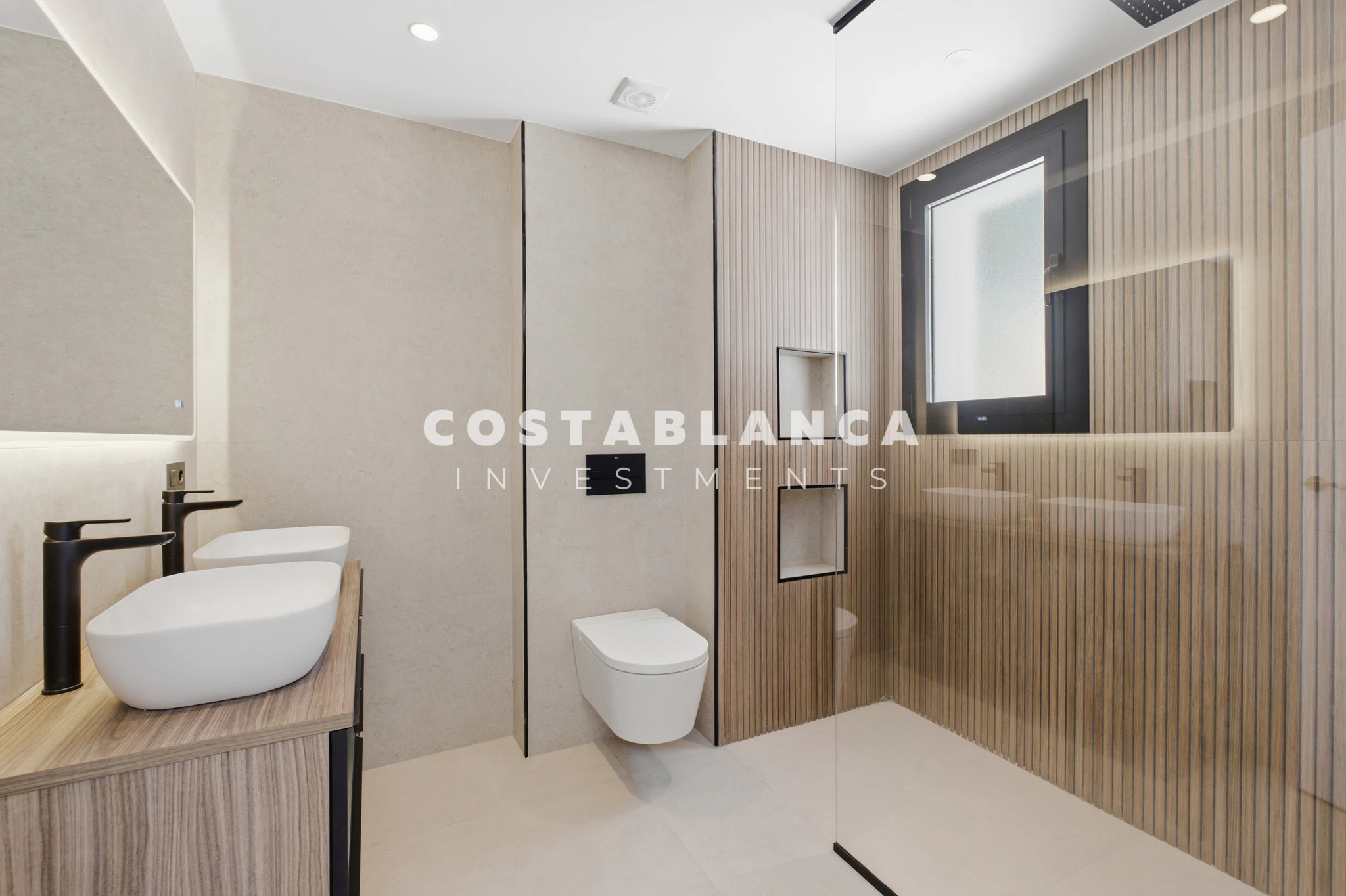 Modern villa with Infinity Pool for Sale in Moraira