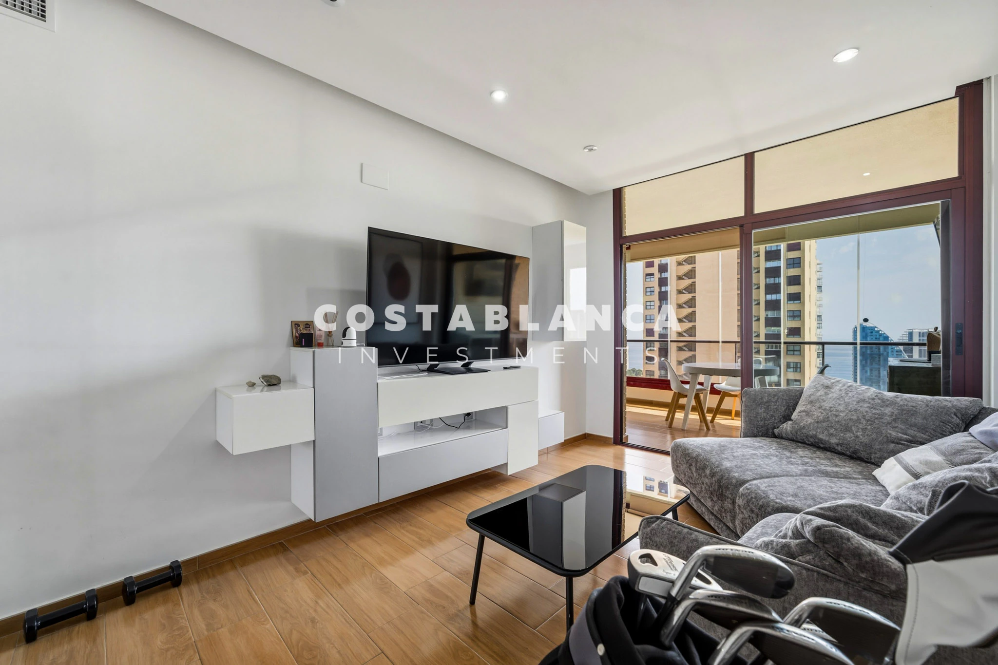 Modern Apartment Near the Beach for sale in Benidorm