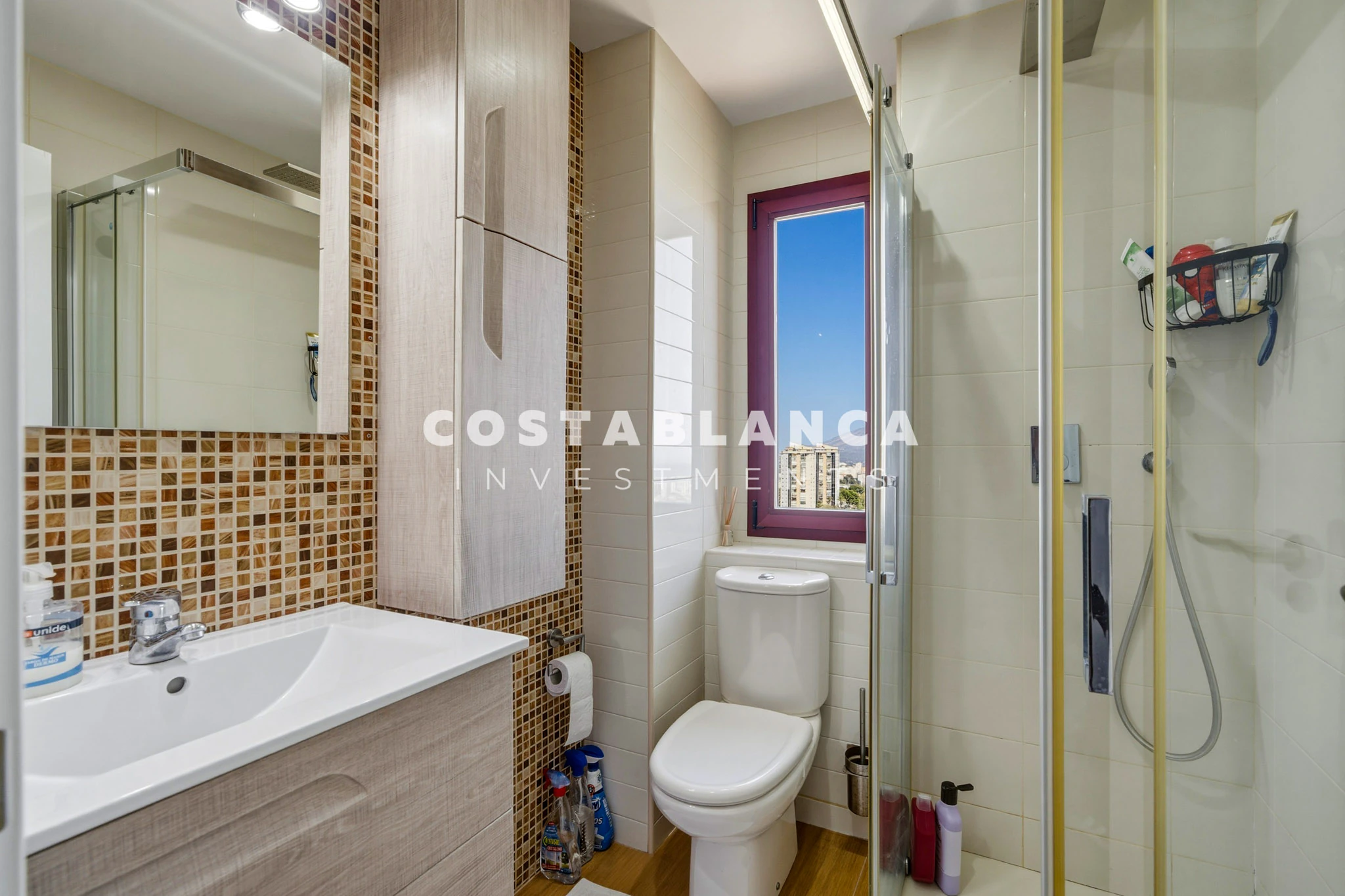 Modern Apartment Near the Beach for sale in Benidorm
