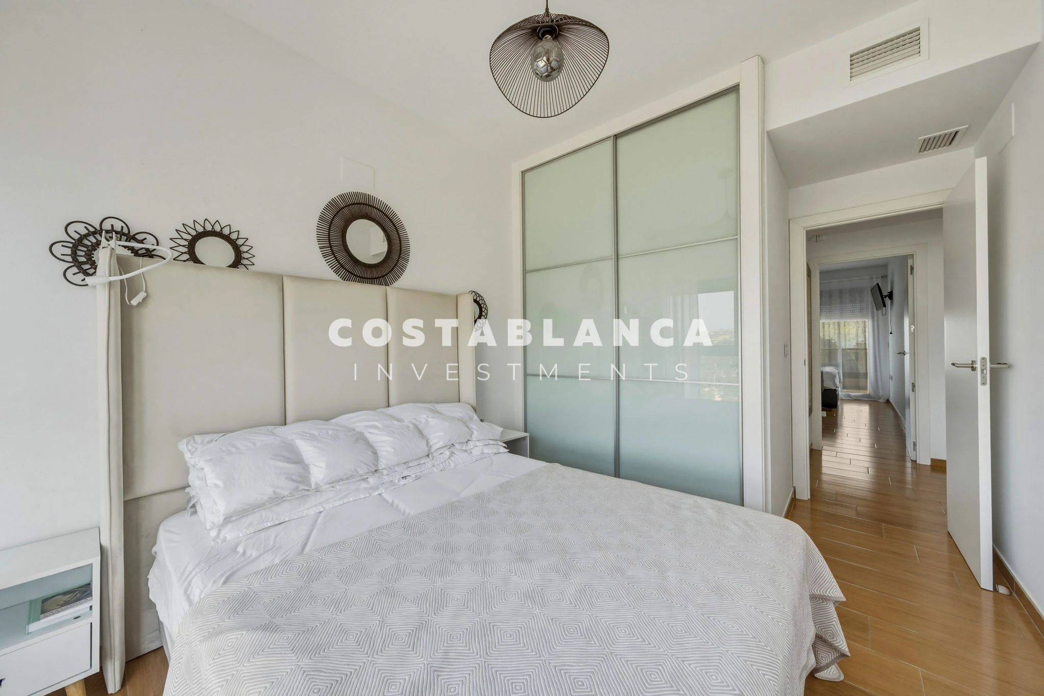 Modern Apartment Near the Beach for sale in Benidorm