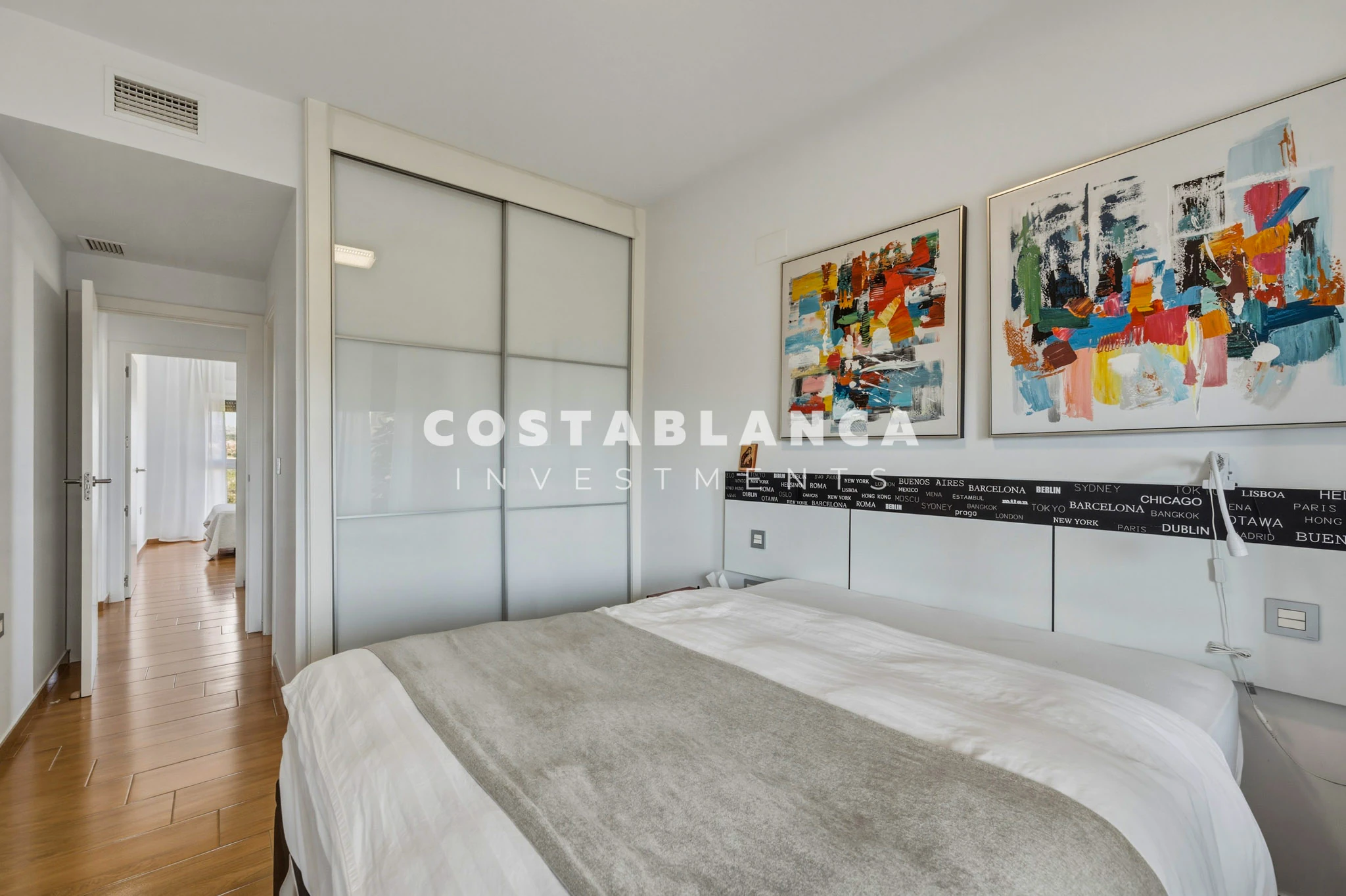 Modern Apartment Near the Beach for sale in Benidorm