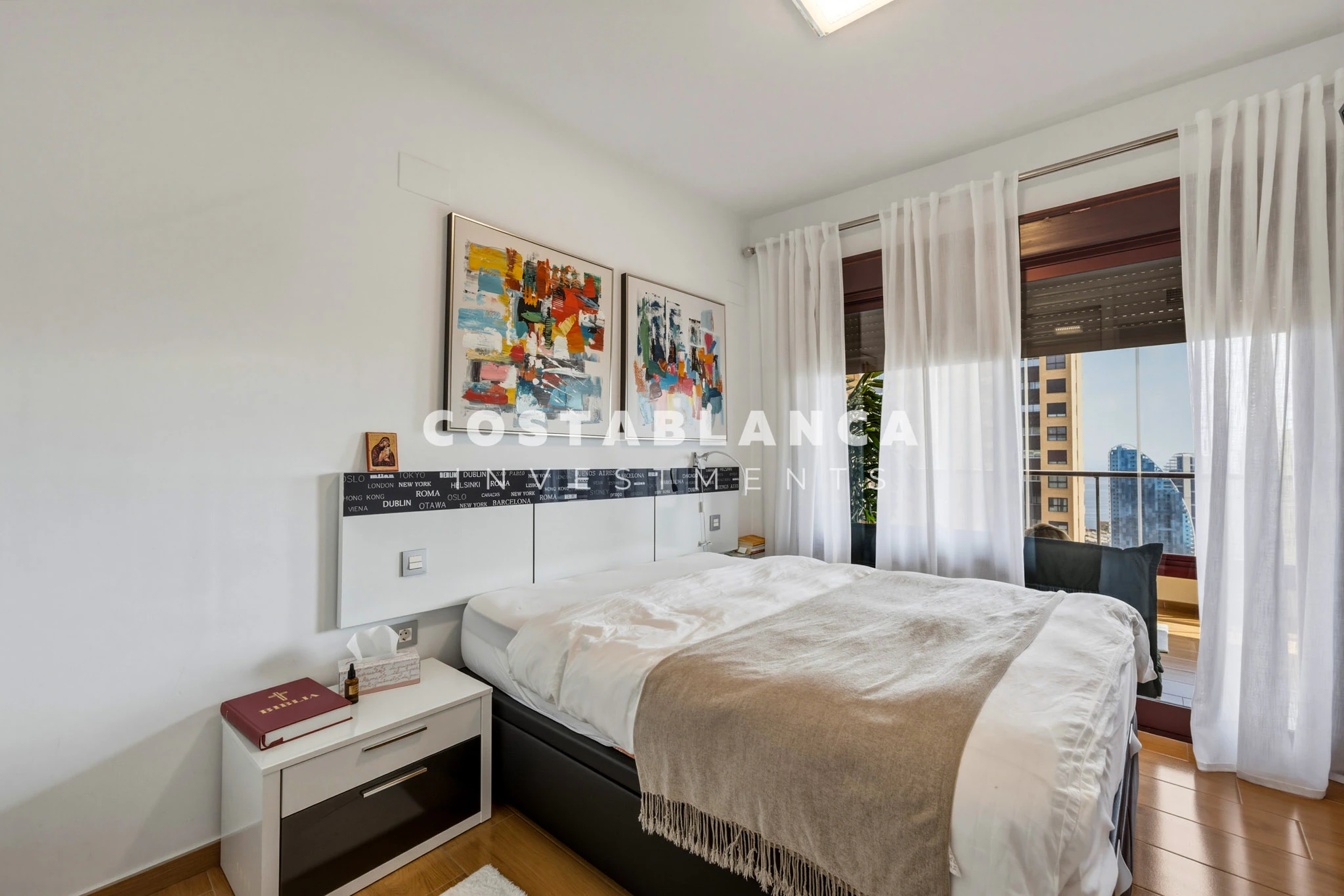 Modern Apartment Near the Beach for sale in Benidorm