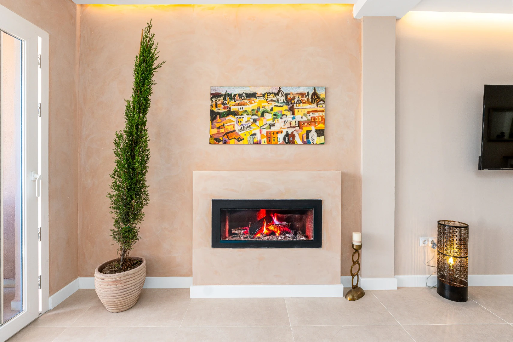 Elegant Renovated Apartment for sale in Historic Calpe