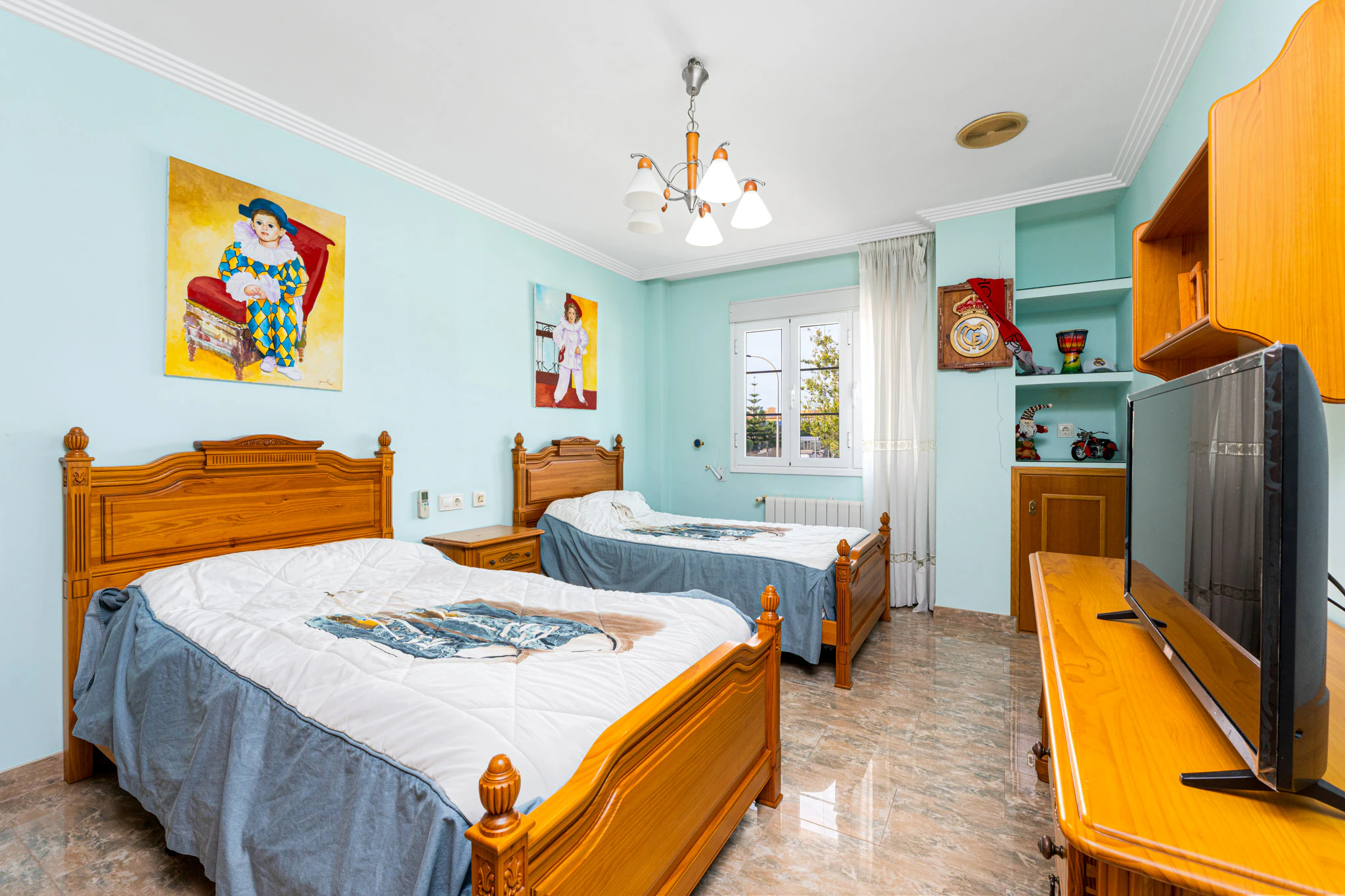 Bright and Spacious Villa for sale in Alfaz del Pi