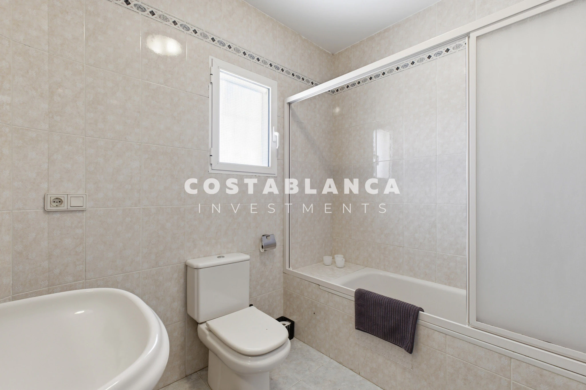 Spacious 5 Bedroom Villa with Panoramic Sea Views in Bello Horizonte, La Nucía