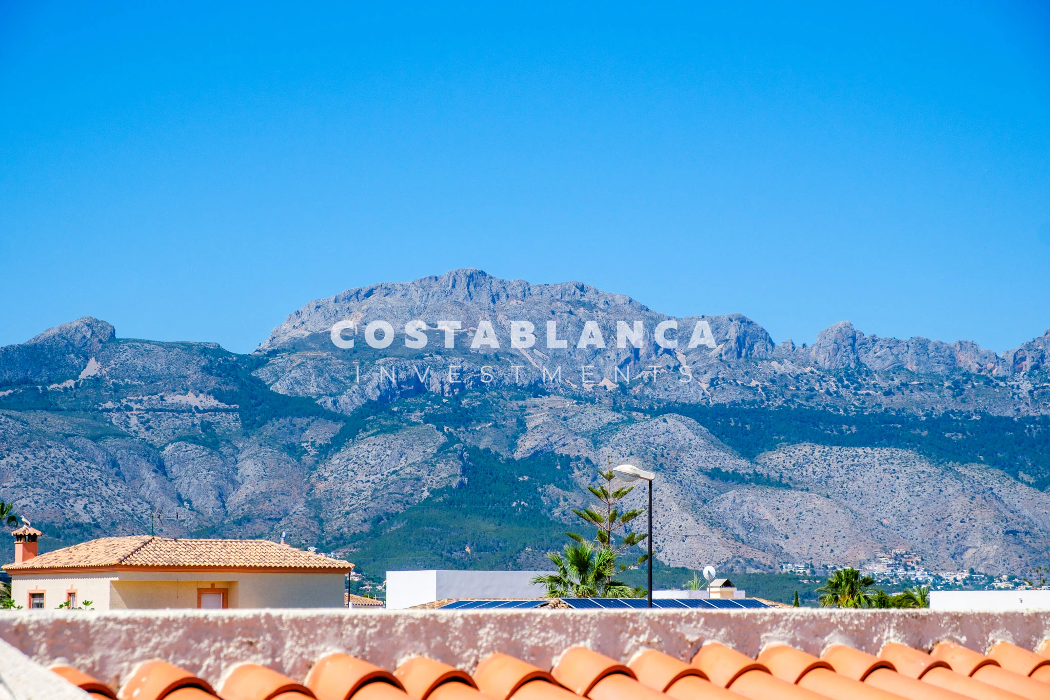 Spacious 5 Bedroom Villa with Panoramic Sea Views in Bello Horizonte, La Nucía