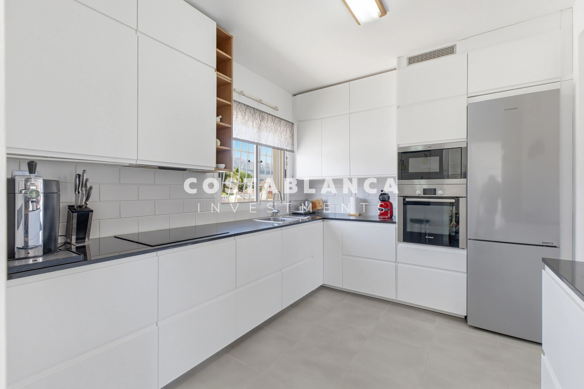 Spacious 5 Bedroom Villa with Panoramic Sea Views in Bello Horizonte, La Nucía