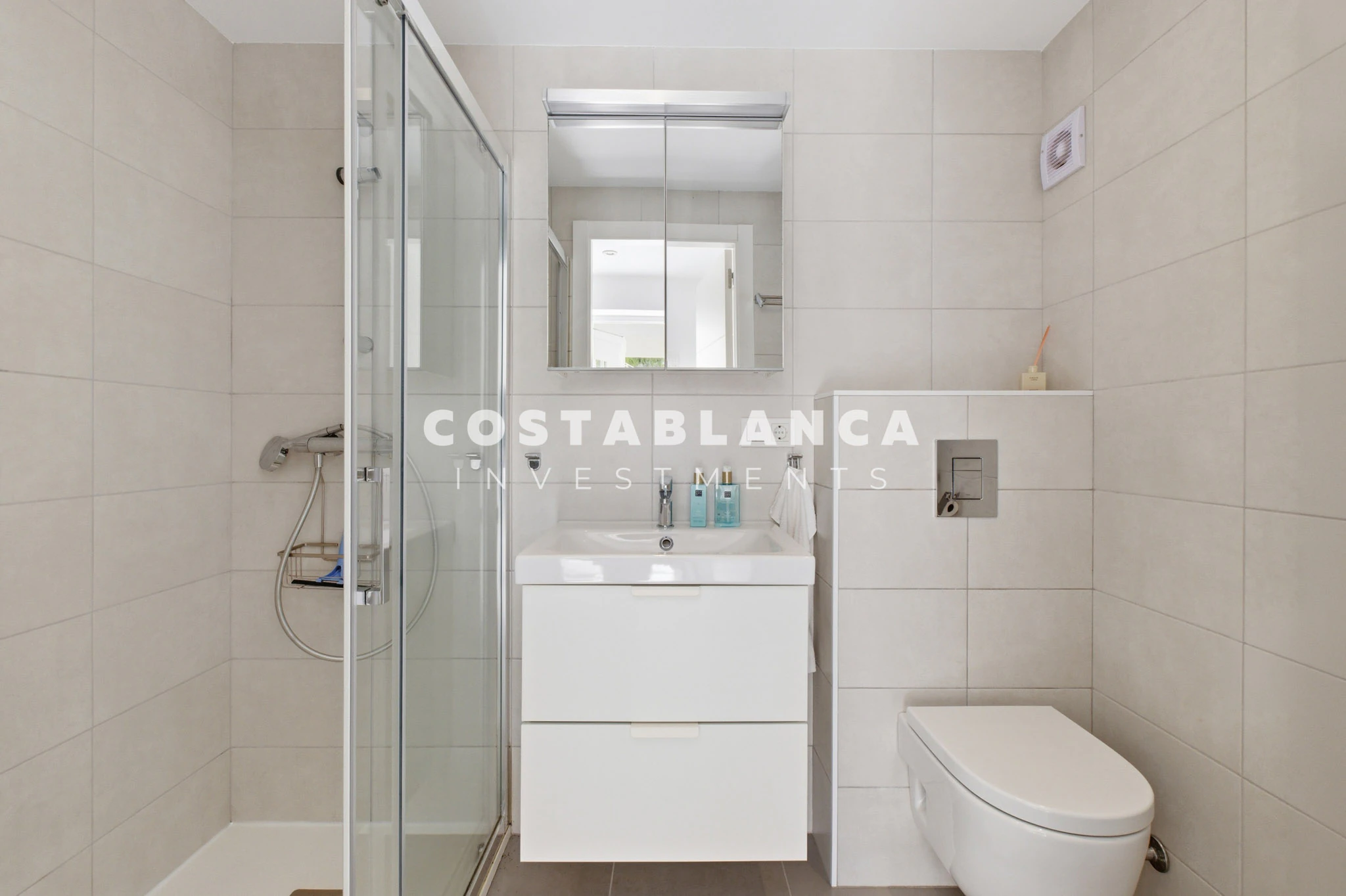 Spacious 5 Bedroom Villa with Panoramic Sea Views in Bello Horizonte, La Nucía