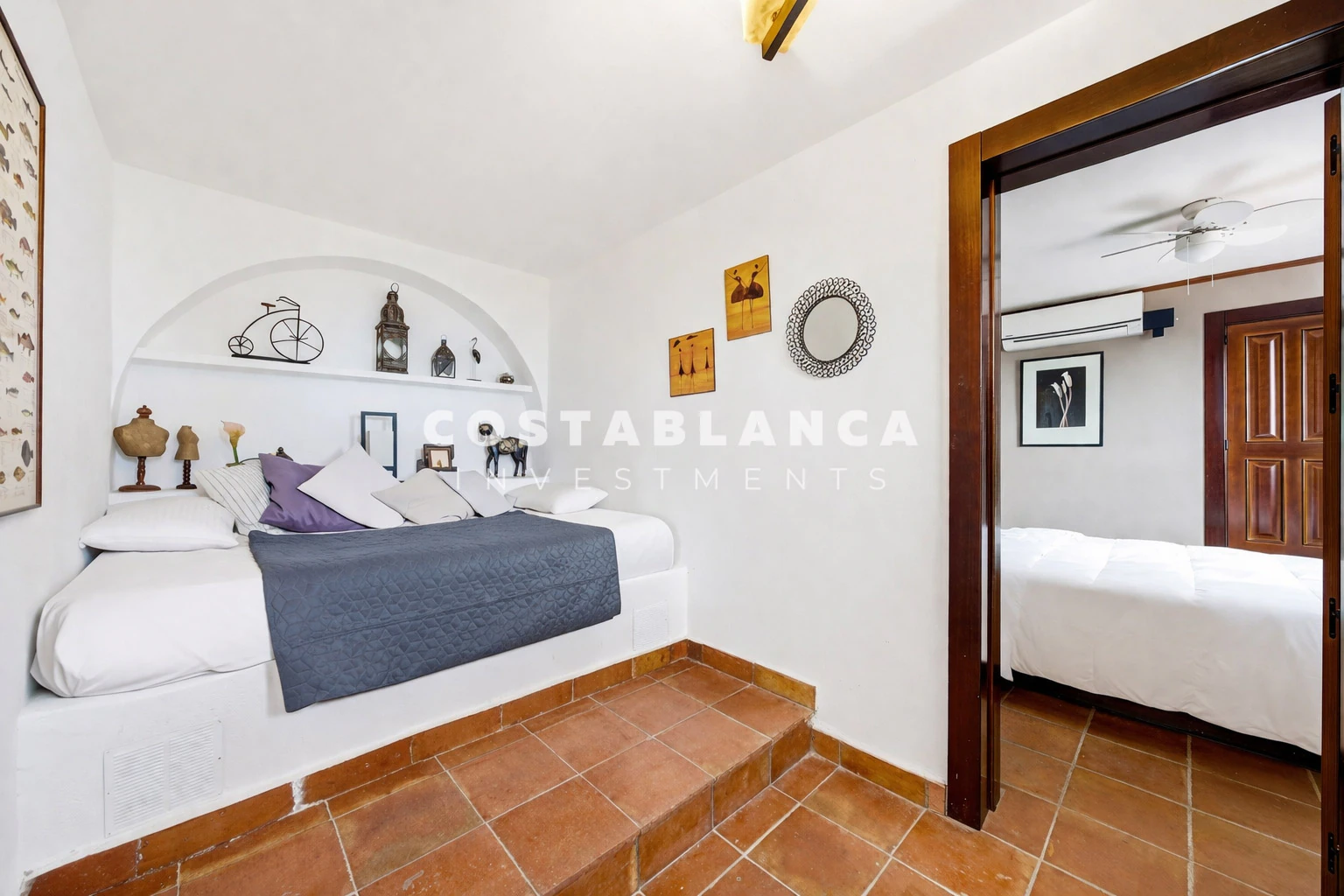 Exclusive Renovated Villa with Sea Views, Guest Apartment and Infinity Pool for sale in Moraira