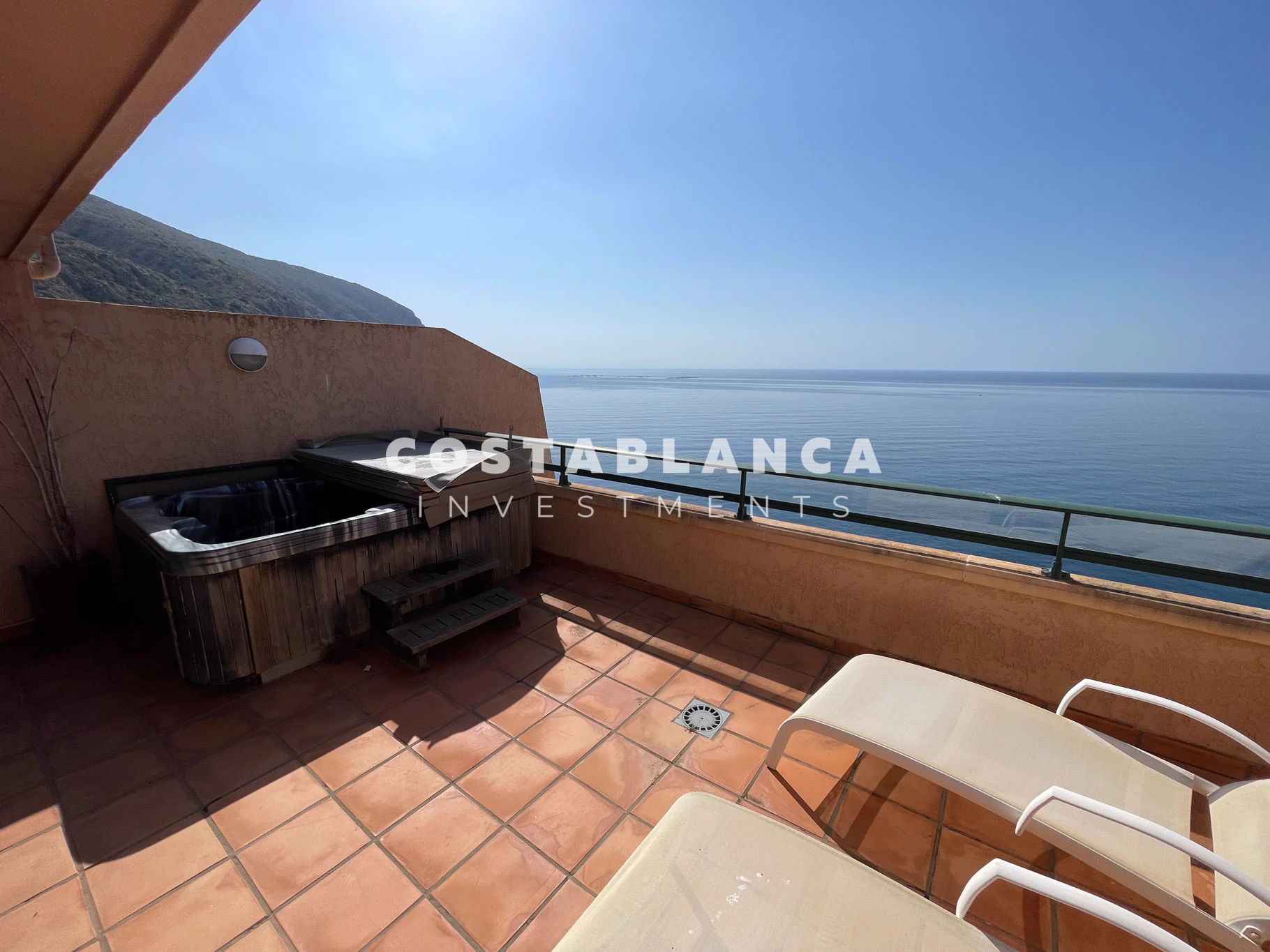 Luxurious Seafront Duplex Penthouse for sale in Altea