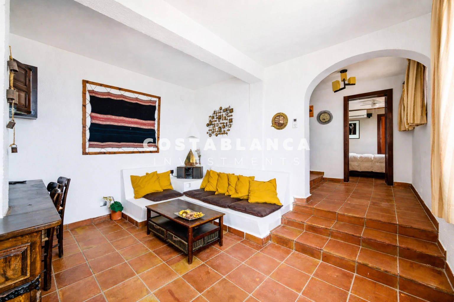 Exclusive Renovated Villa with Sea Views, Guest Apartment and Infinity Pool for sale in Moraira