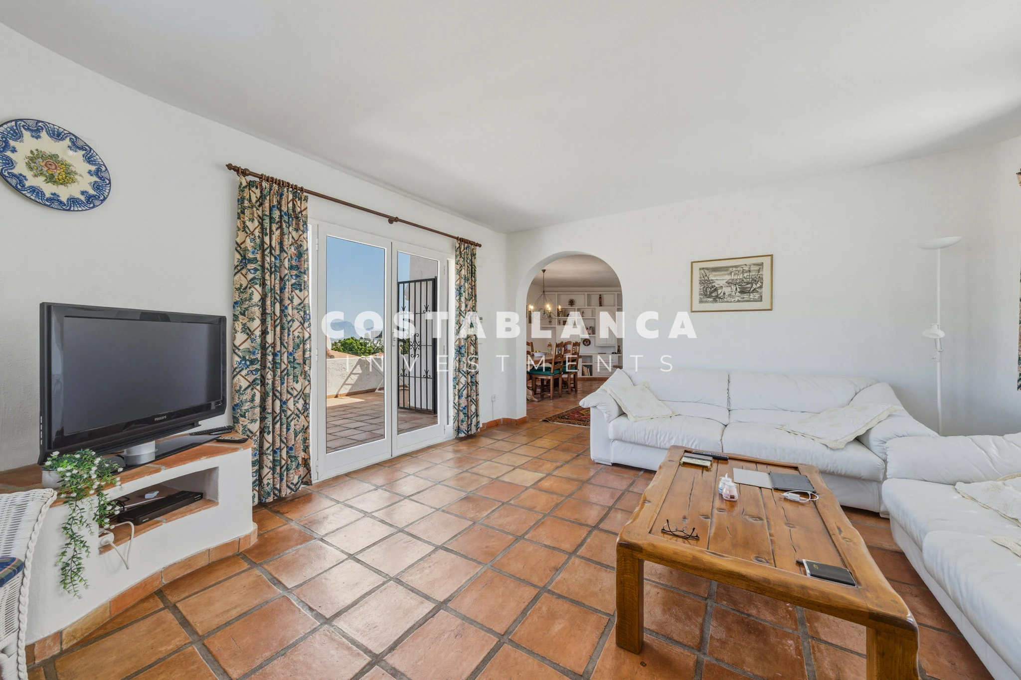 Traditional Mediterranean Villa with Sea Views for sale in L’Albir