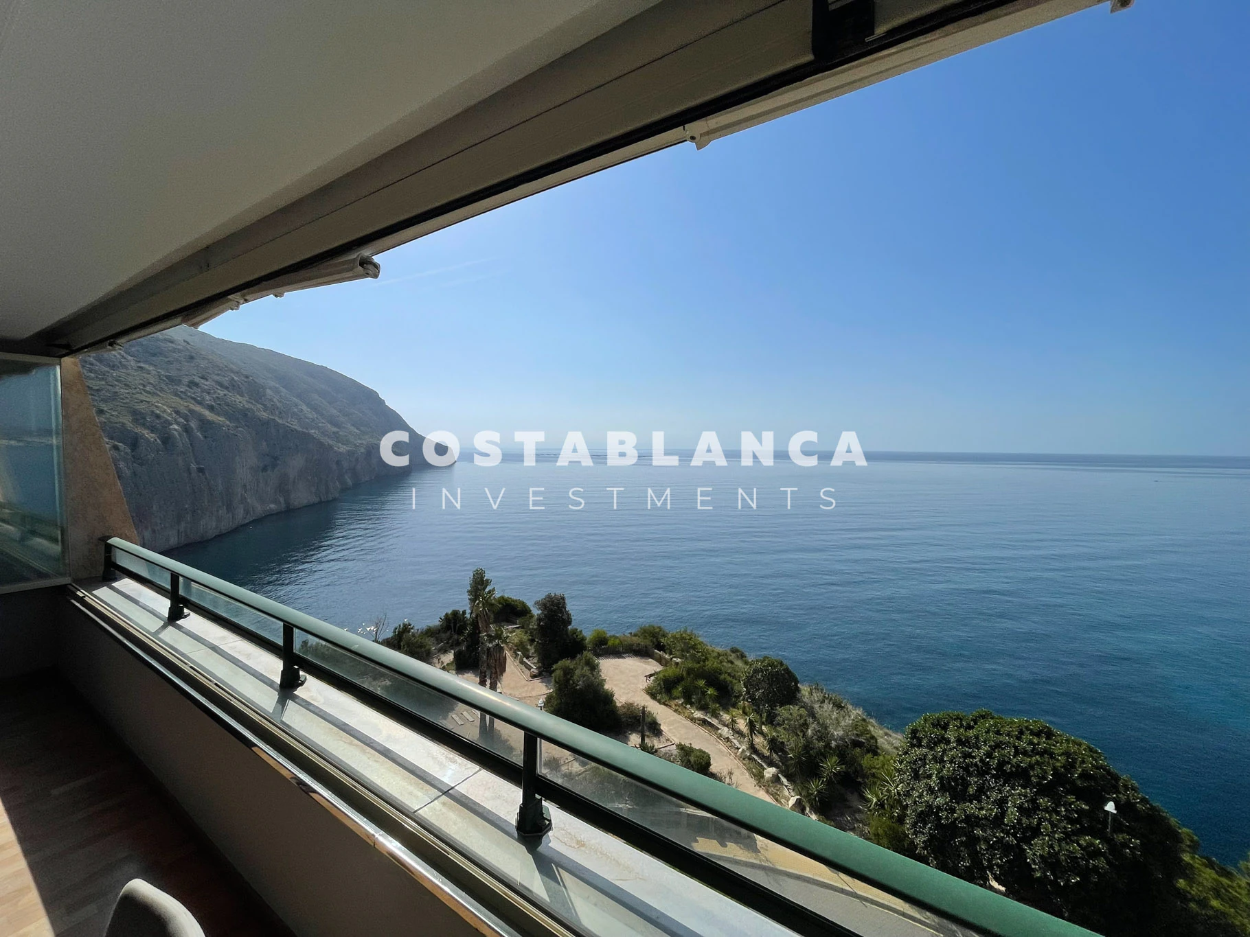 Luxurious Seafront Duplex Penthouse for sale in Altea