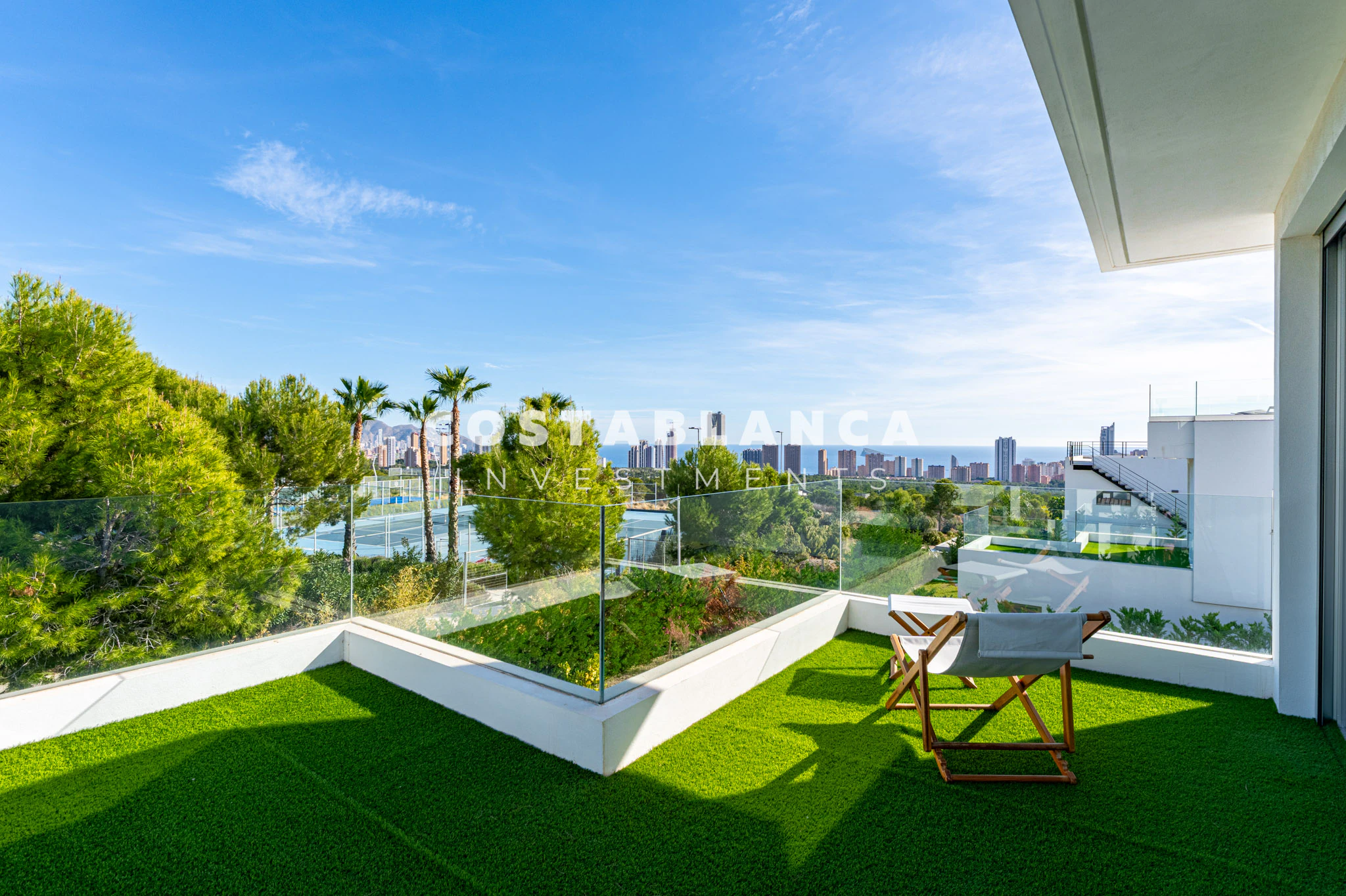 Villa Mediterránea Moderna con Piscina Privada y Acabados de Alta Gama en venta en Finestrat