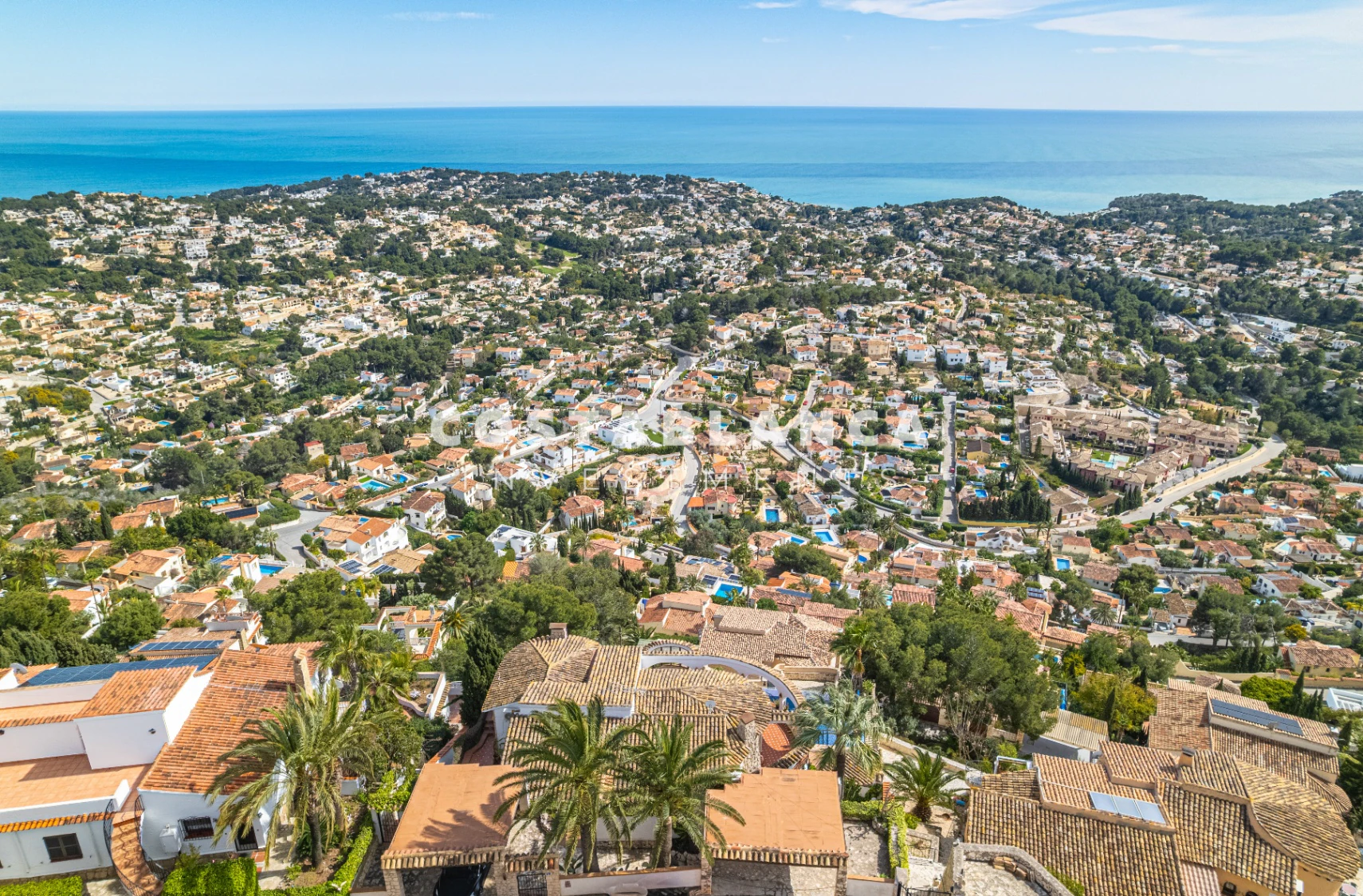 Exclusive Renovated Villa with Sea Views, Guest Apartment and Infinity Pool for sale in Moraira