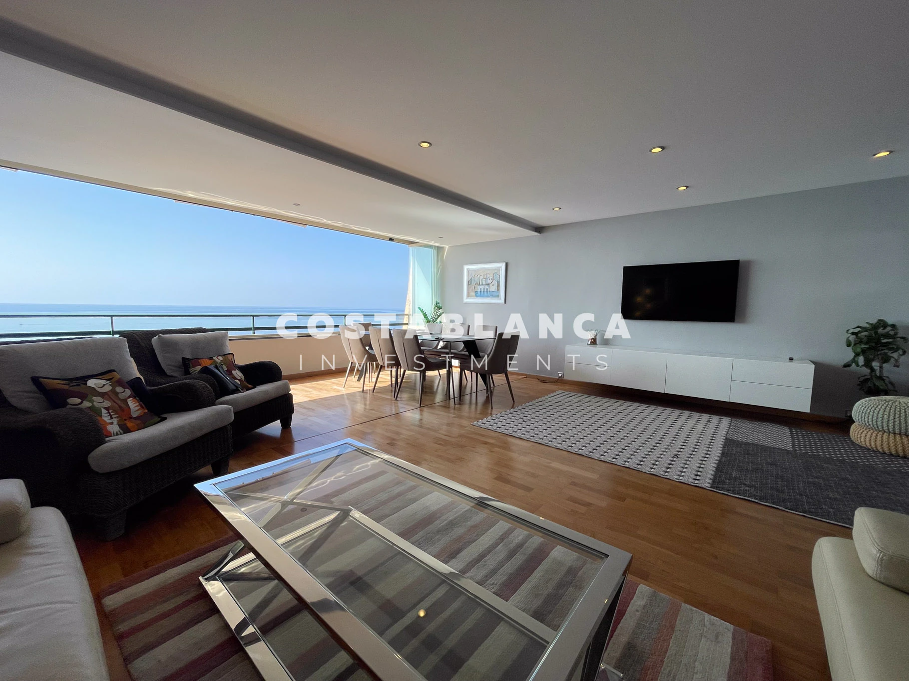 Luxurious Seafront Duplex Penthouse for sale in Altea