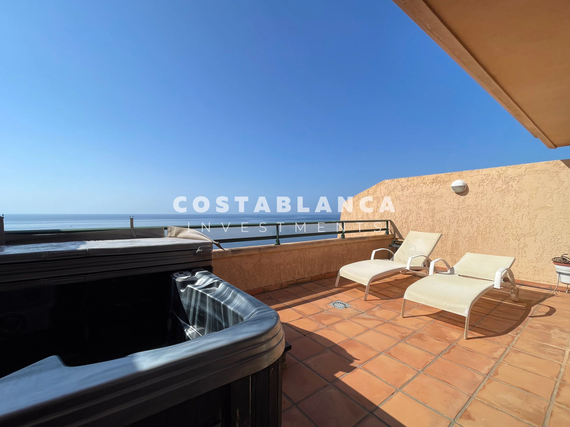 Luxurious Seafront Duplex Penthouse for sale in Altea