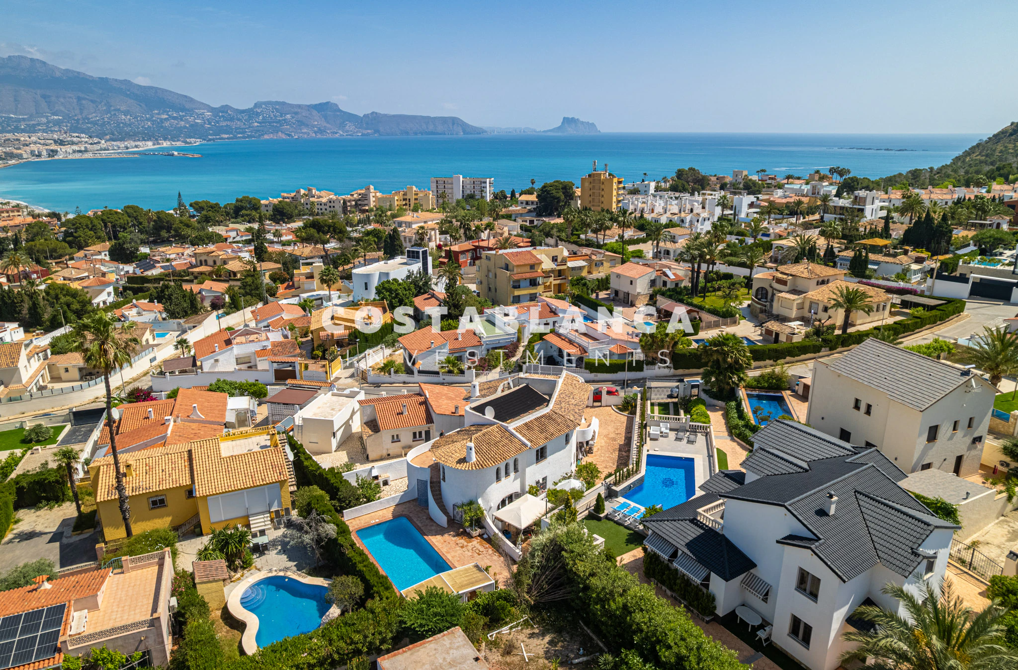 Traditional Mediterranean Villa with Sea Views for sale in L’Albir