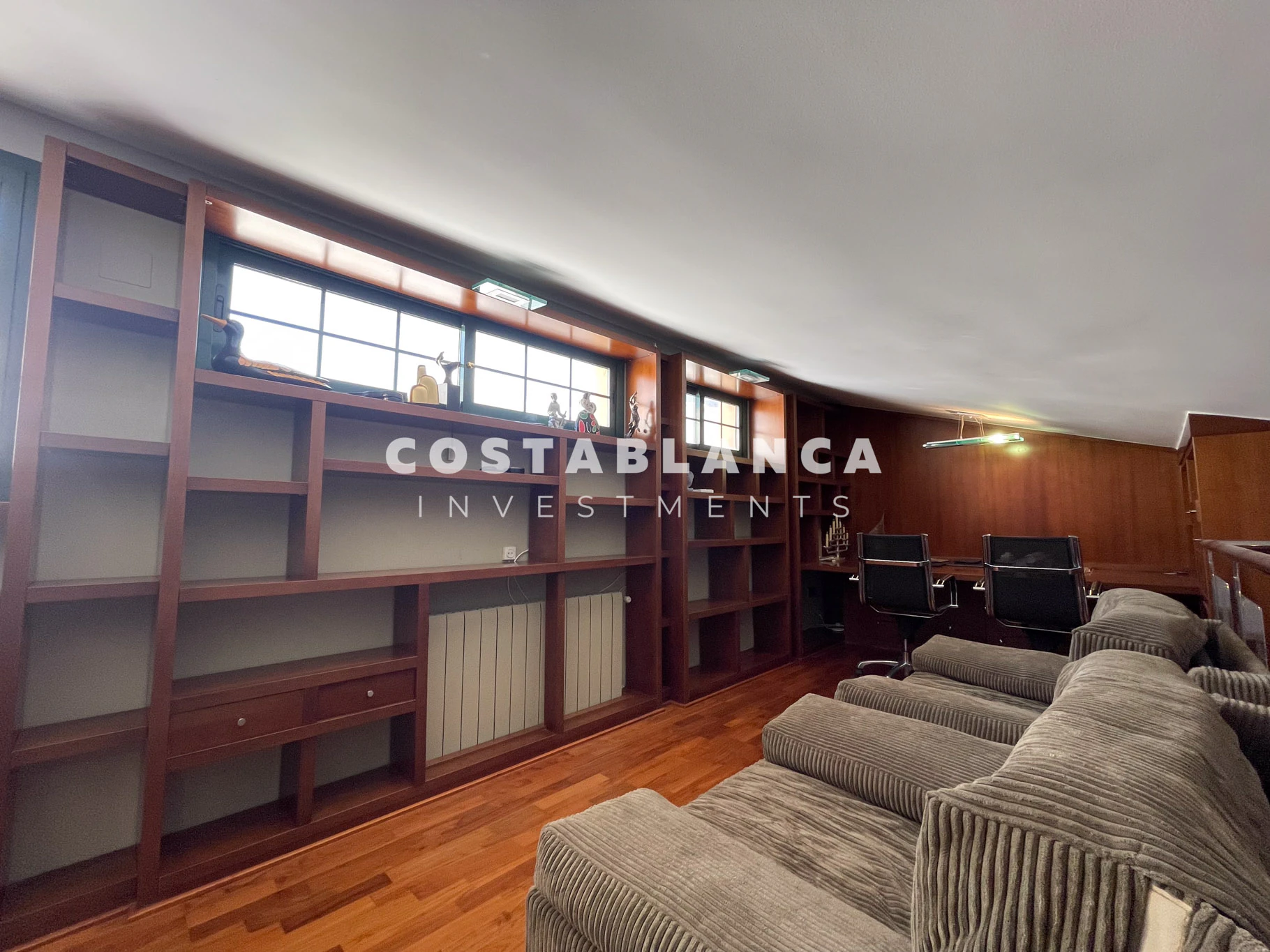 Luxurious Seafront Duplex Penthouse for sale in Altea