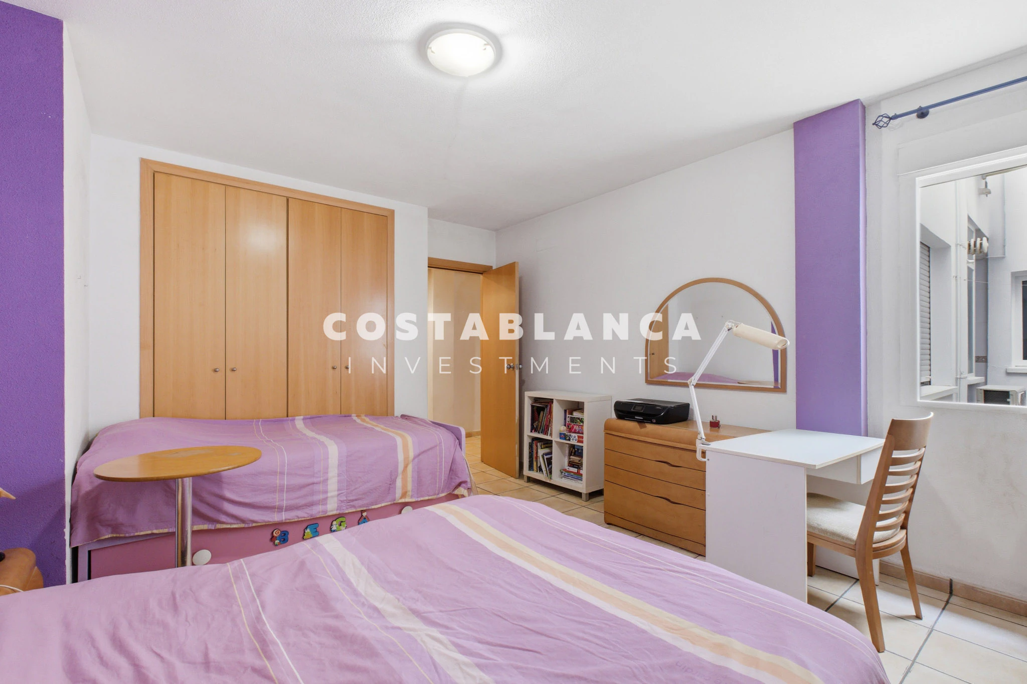 Large Apartment with Balcony for sale In Altea