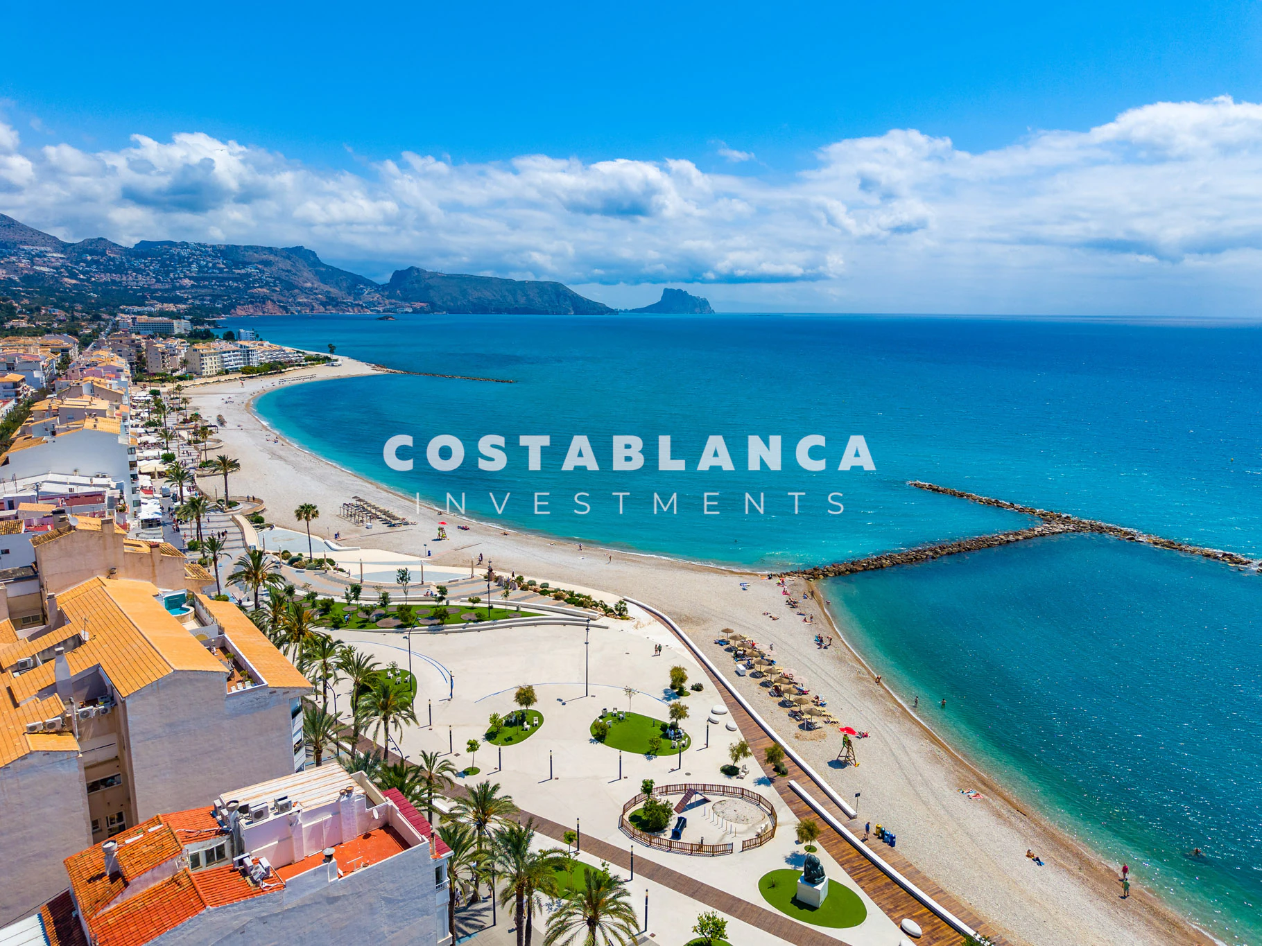 Large Apartment with Balcony for sale In Altea