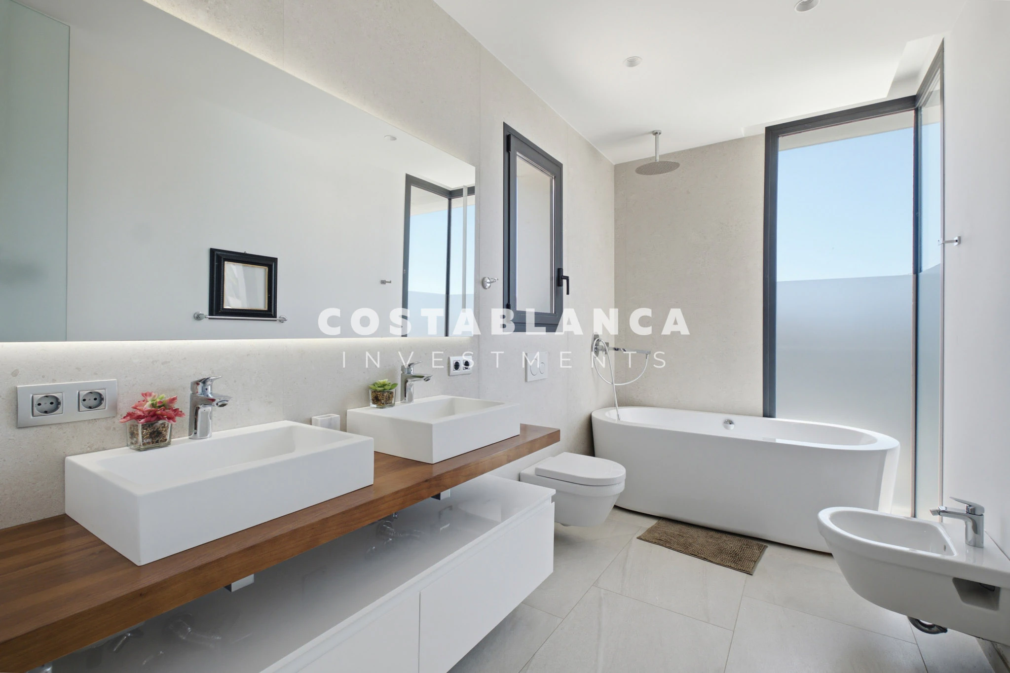 Modern Luxury Villa for sale In Finestrat
