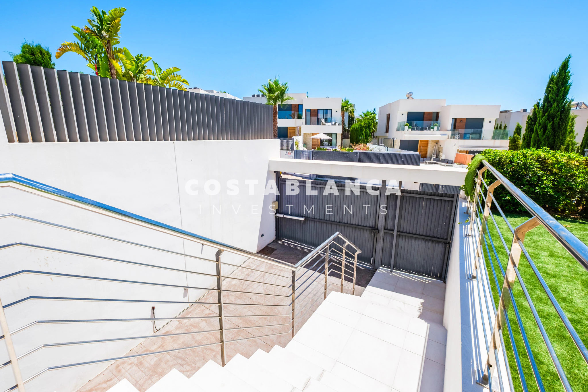 Modern Luxury Villa for sale In Finestrat