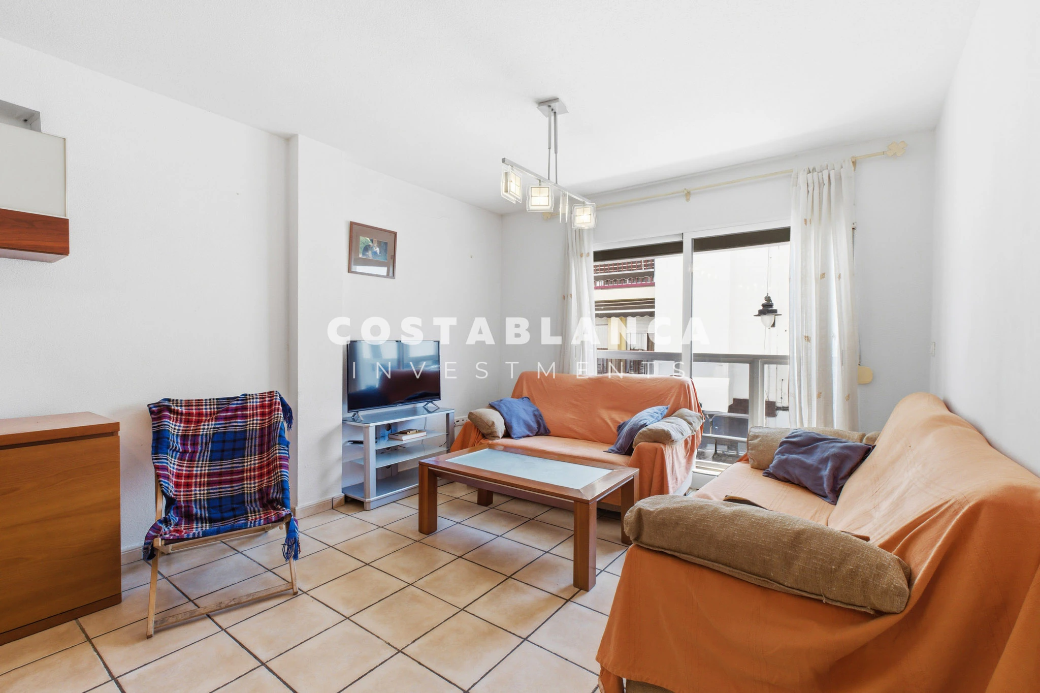 Large Apartment with Balcony for sale In Altea