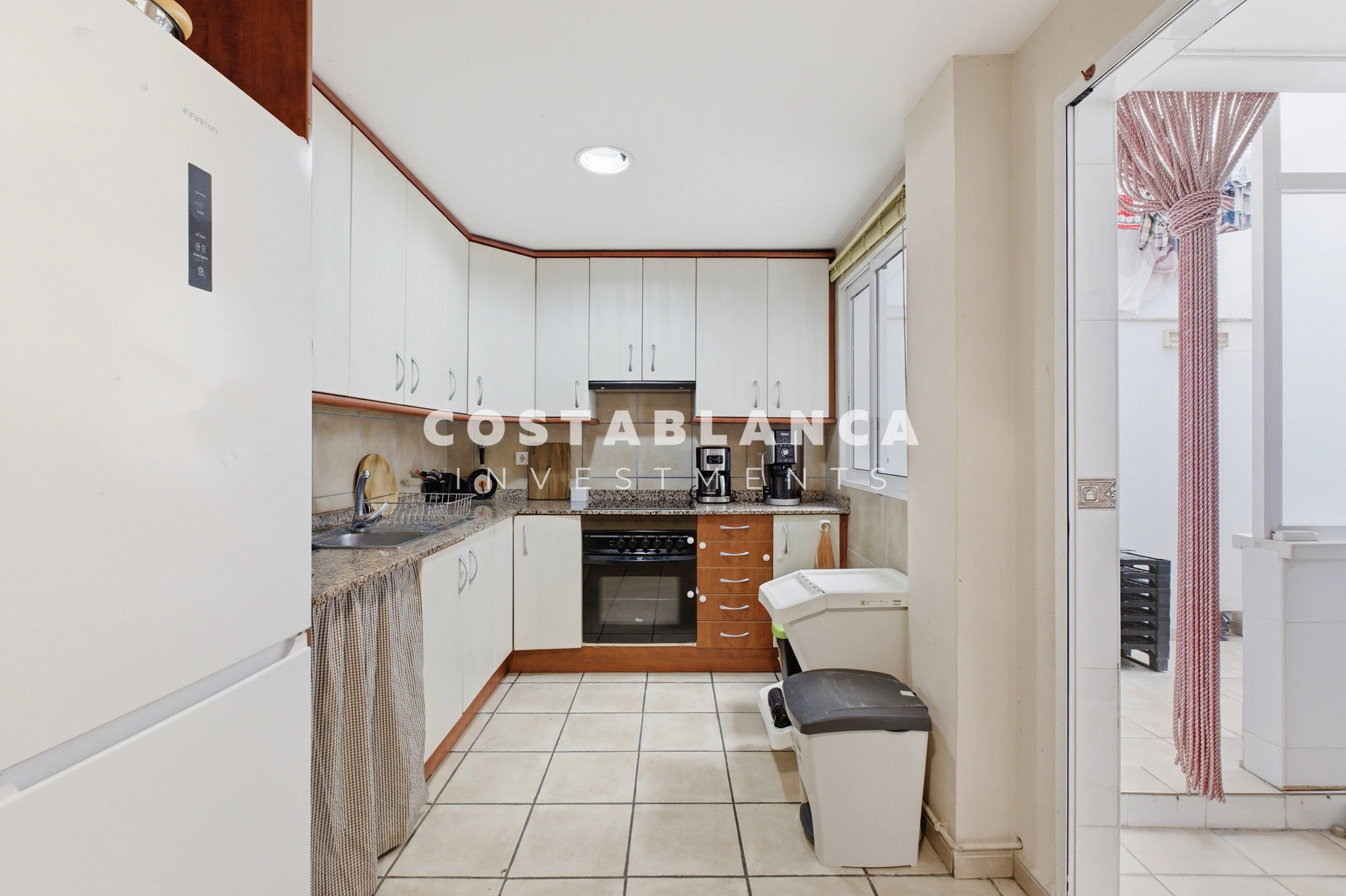 Large Apartment with Balcony for sale In Altea