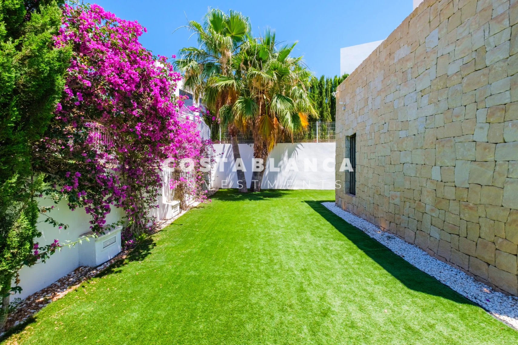 Modern Luxury Villa for sale In Finestrat