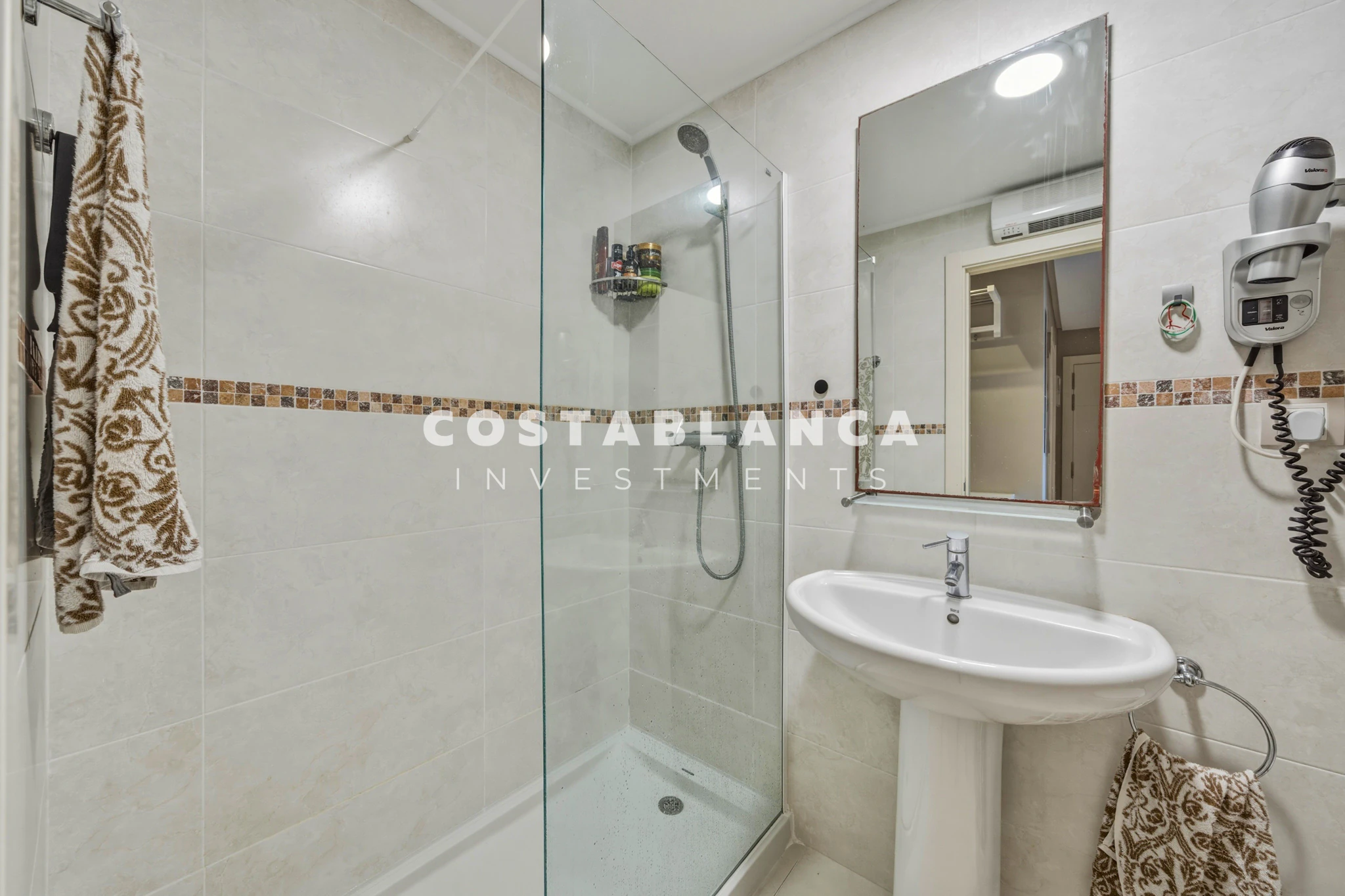 Beautiful 2 Bedroom Apartment for Sale in Altea Hills
