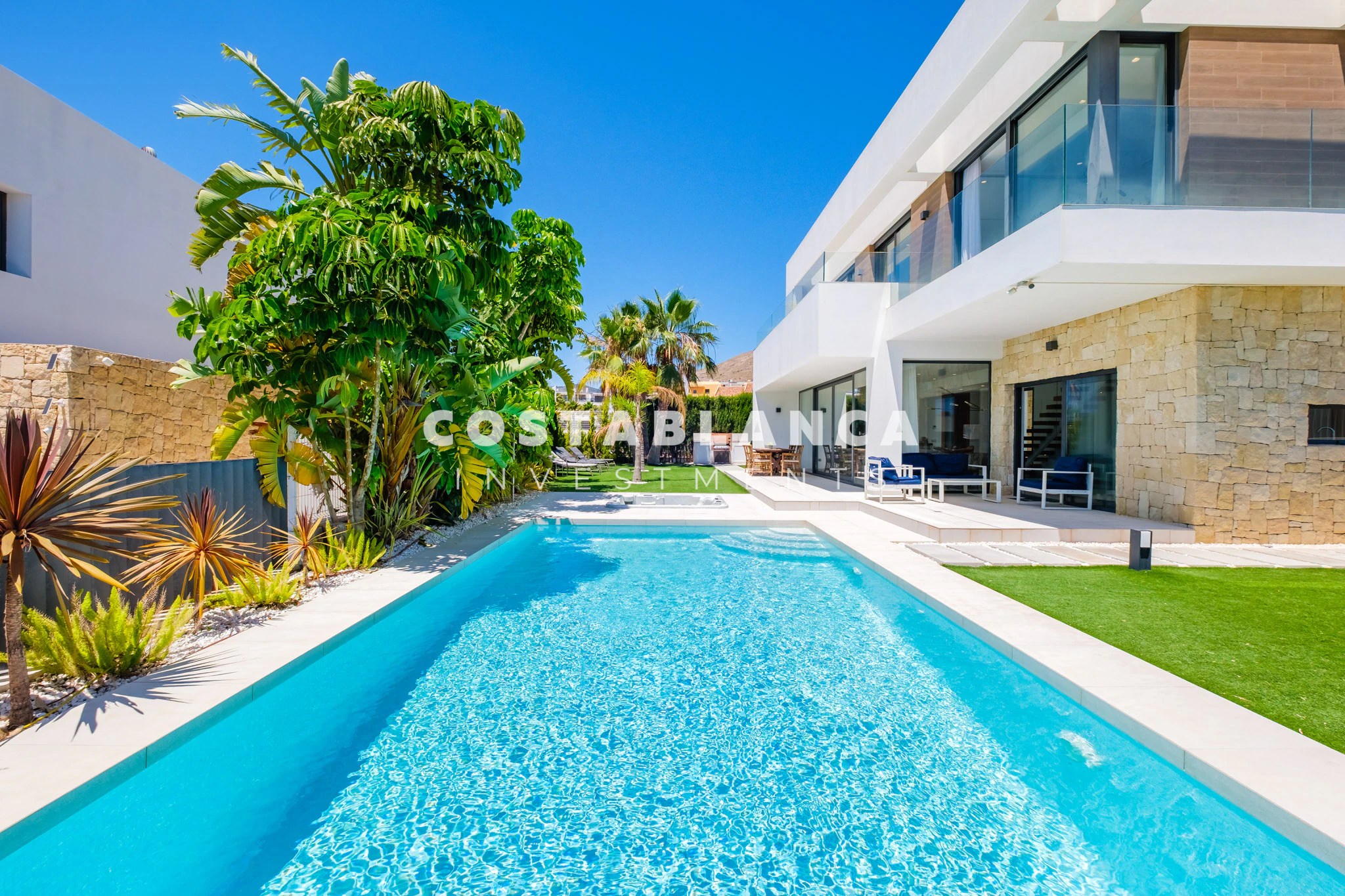 Modern Luxury Villa for sale In Finestrat