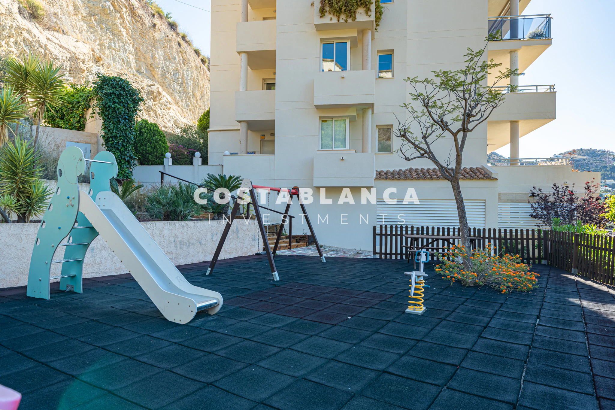 Beautiful 2 Bedroom Apartment for Sale in Altea Hills