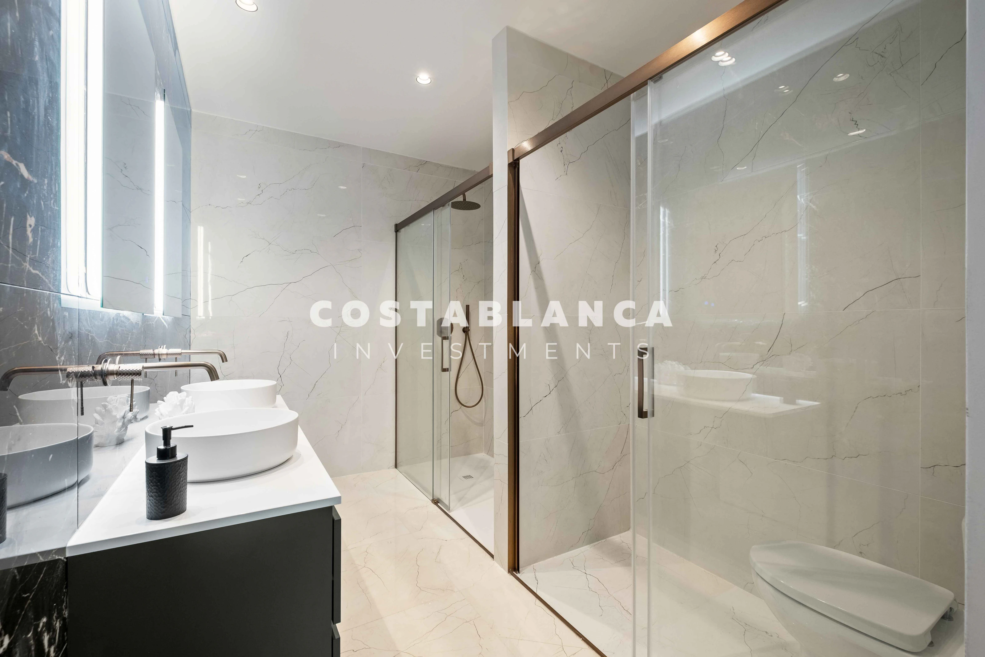 Luxury Renovated Villa with Wellness Area for sale in Altea la Vella