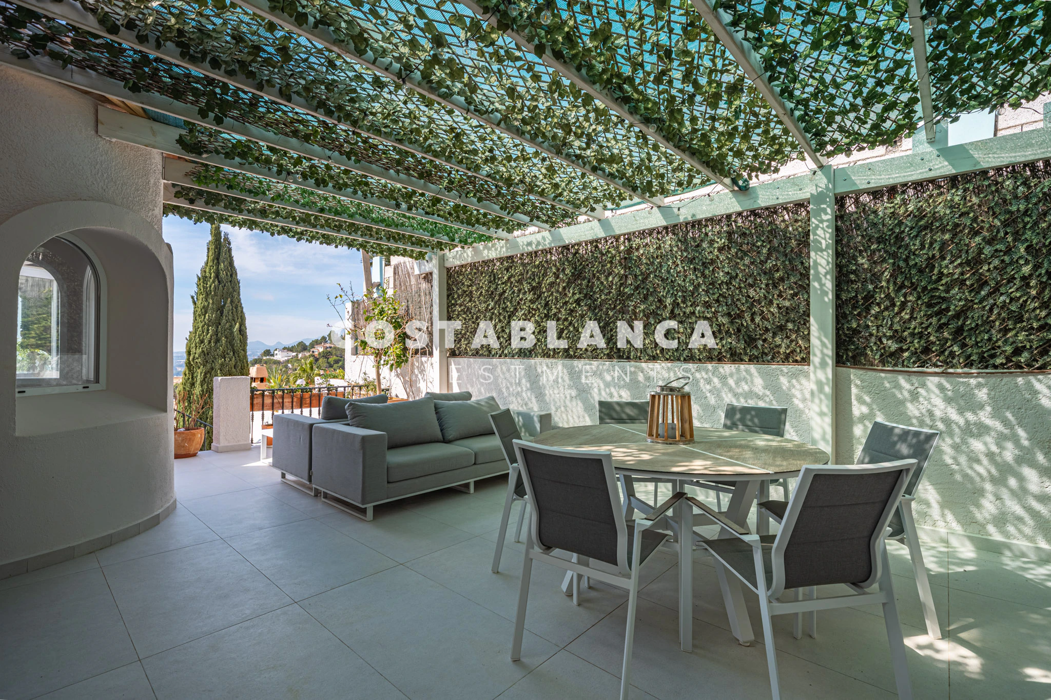 Elegant Semi-Detached house with Panoramic Sea Views and Dual Terraces for sale in Altea Hills