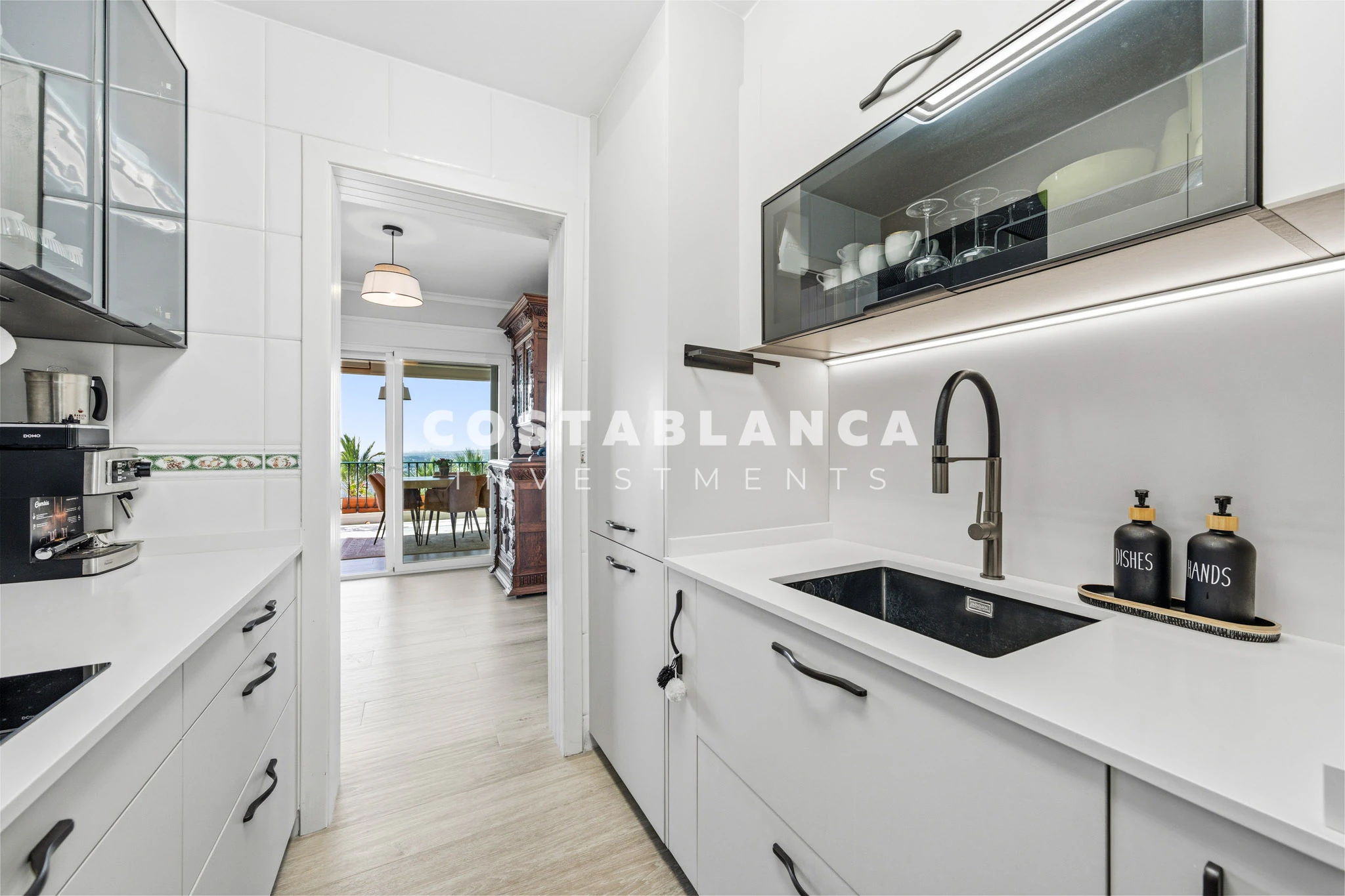 Elegant Semi-Detached house with Panoramic Sea Views and Dual Terraces for sale in Altea Hills