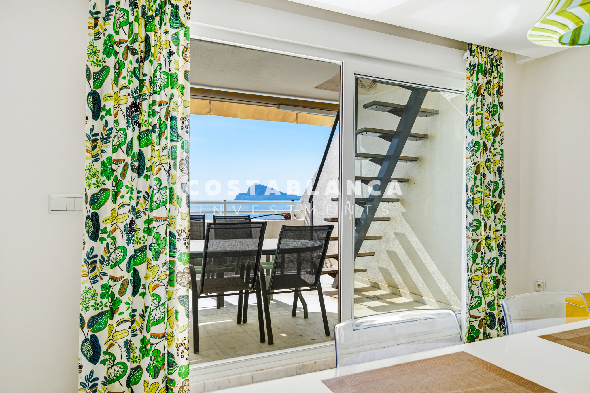 Frontline long term Rental Apartment with Private Rooftop and Open Sea Views in Altea