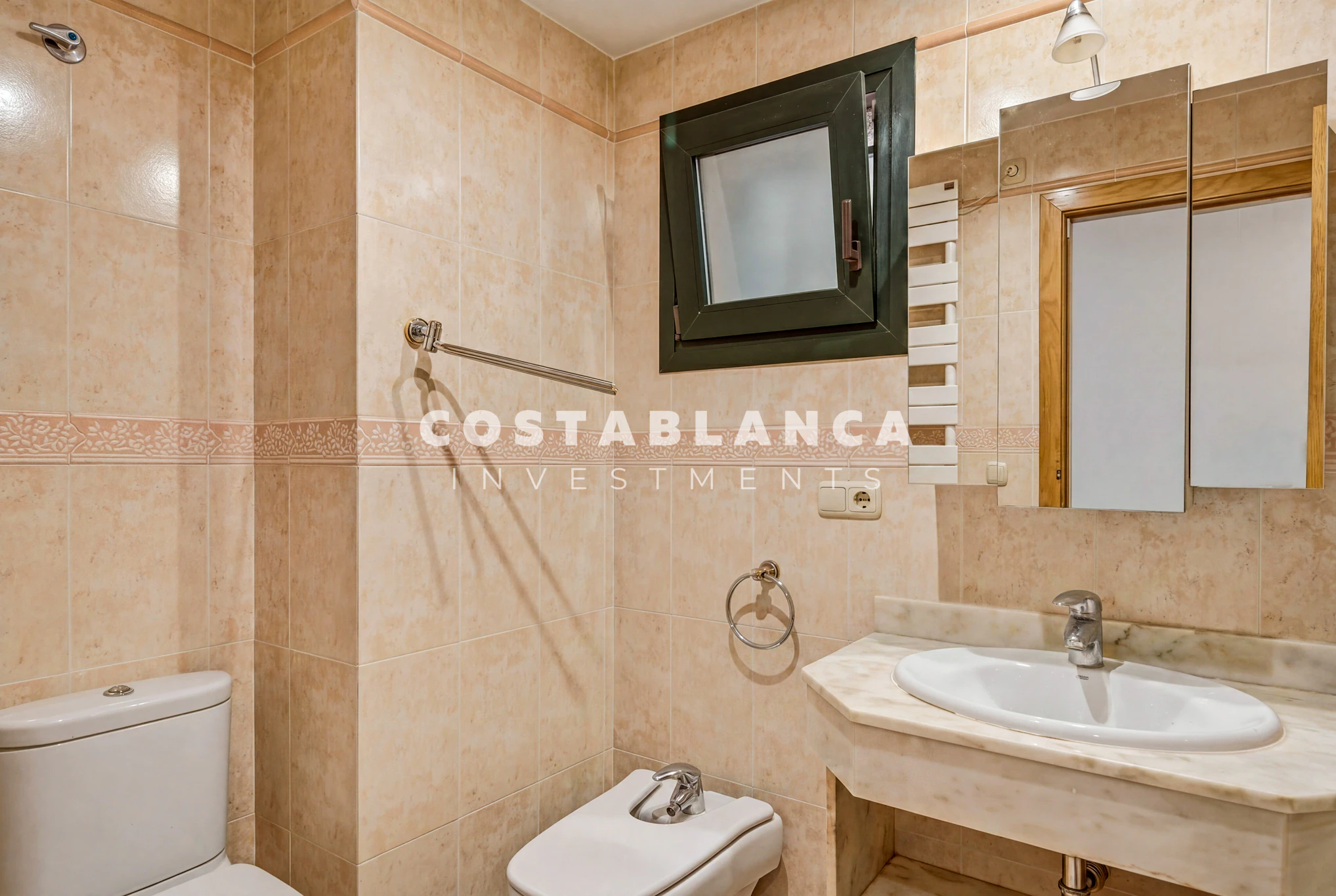 Luxury Apartment in Sierra de Altea with Stunning Sea Views