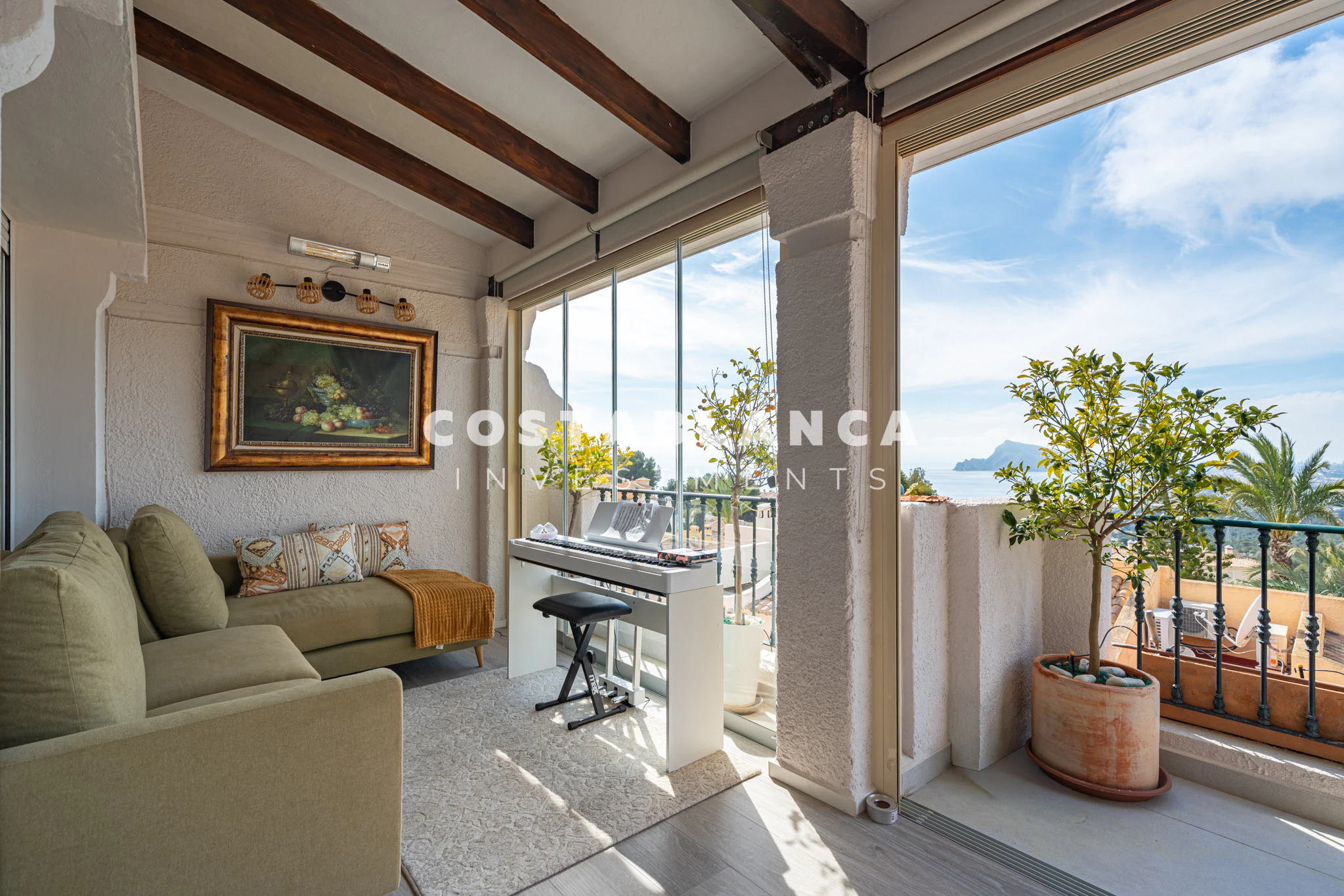 Elegant Semi-Detached house with Panoramic Sea Views and Dual Terraces for sale in Altea Hills