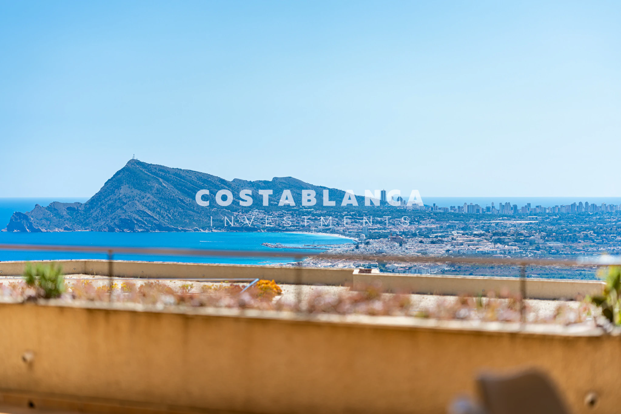 Luxury Apartment in Sierra de Altea with Stunning Sea Views