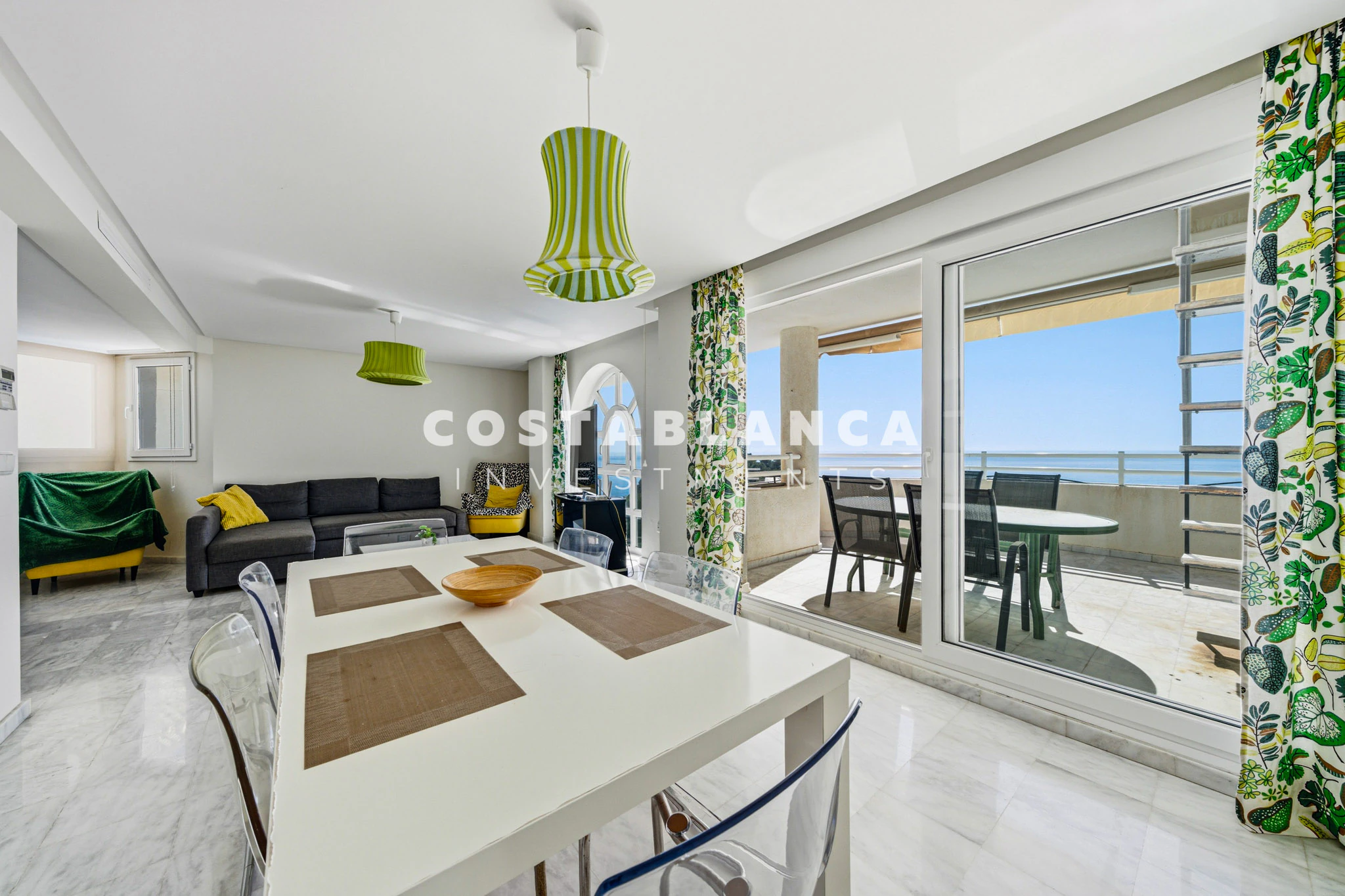 Frontline long term Rental Apartment with Private Rooftop and Open Sea Views in Altea