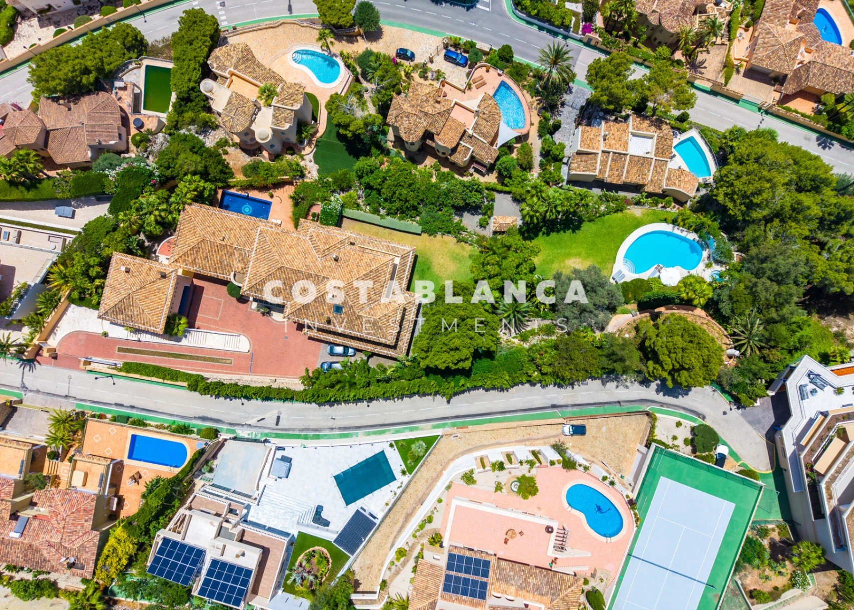 Einzigartige Villa mit außergewöhnlichem Meerblick zu verkaufen in Altea Hills