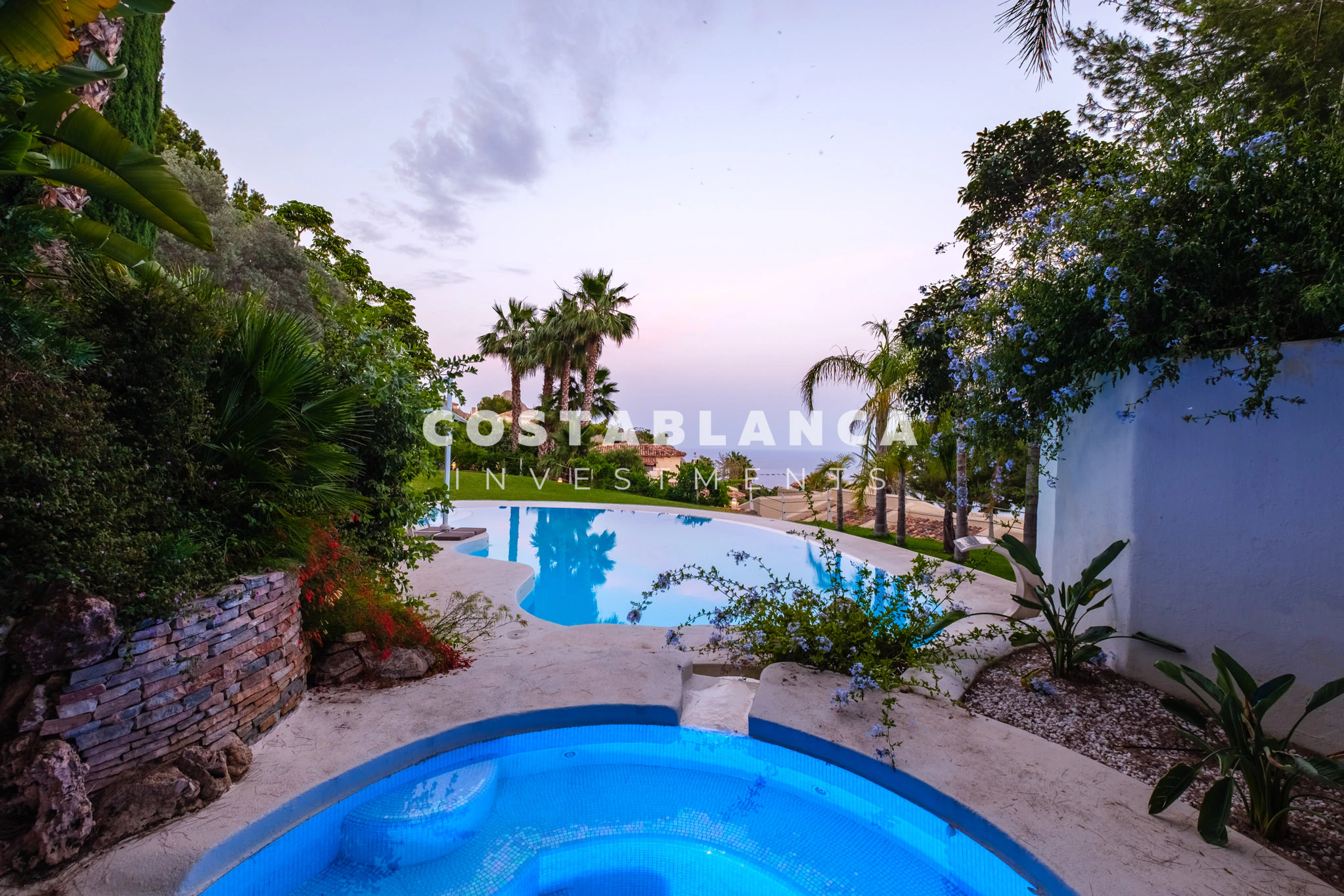 Einzigartige Villa mit außergewöhnlichem Meerblick zu verkaufen in Altea Hills