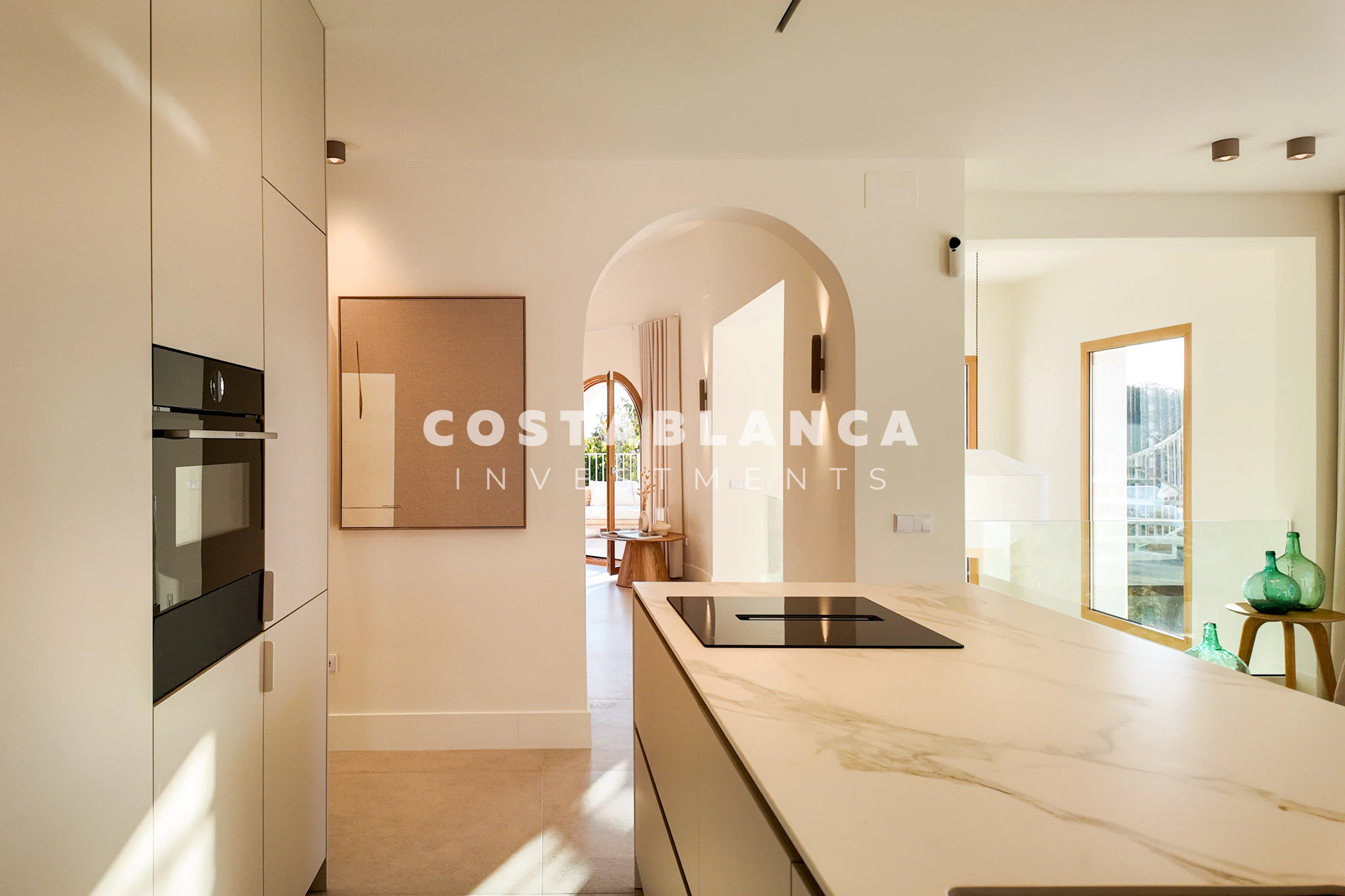 Villa renovada con vistas al mar en venta en Balcón al Mar en Jávea.