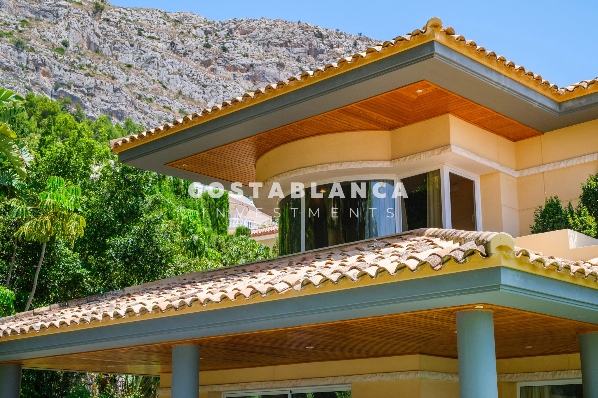 Einzigartige Villa mit außergewöhnlichem Meerblick zu verkaufen in Altea Hills